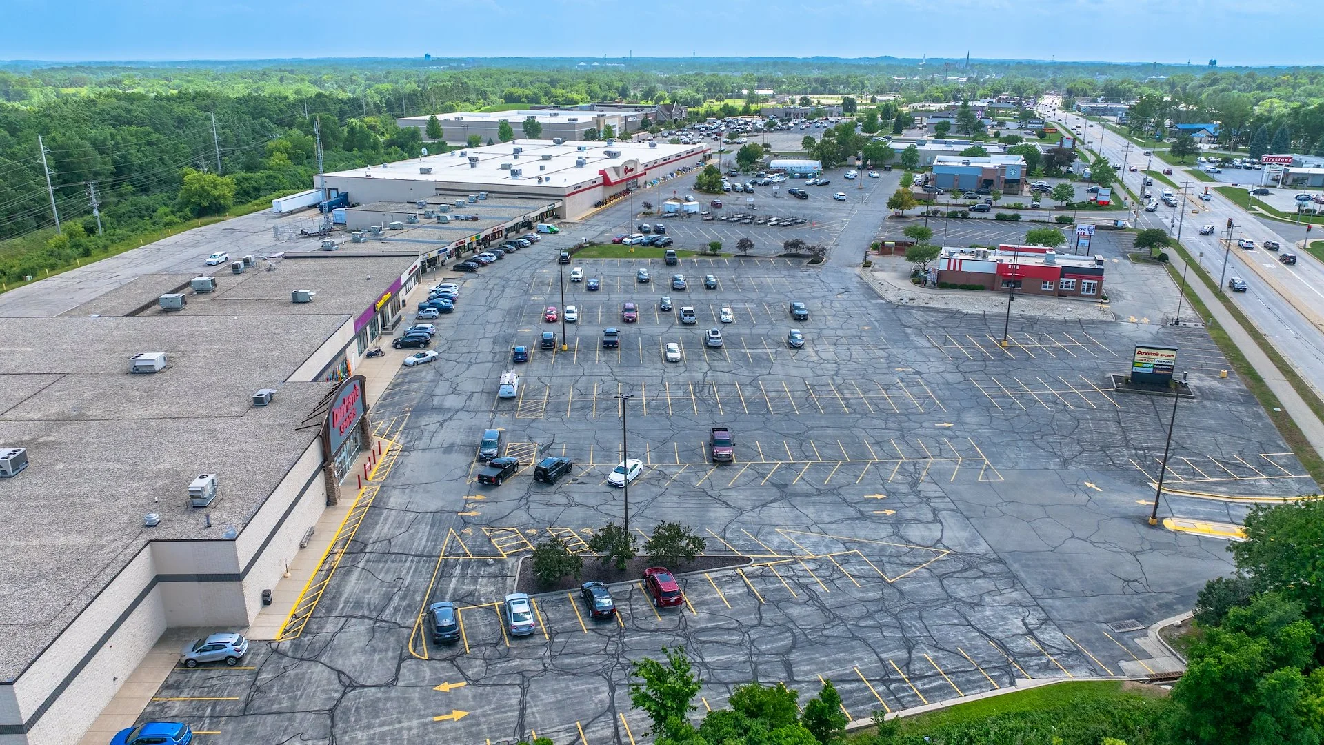 Fox River Plaza — Sale in Burlington, WI, photo 4 of 6