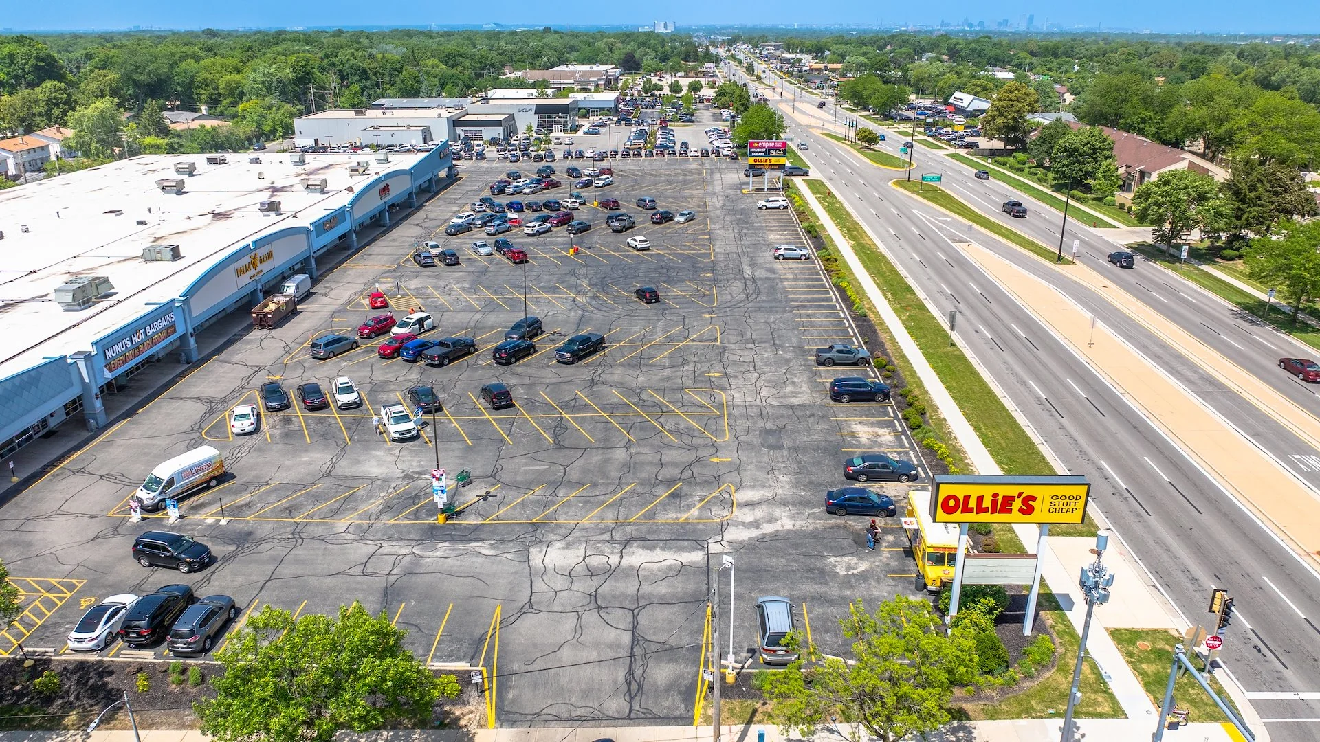 Miracle Mile Shopping Center — Sale in Milwaukee, WI, photo 4 of 5