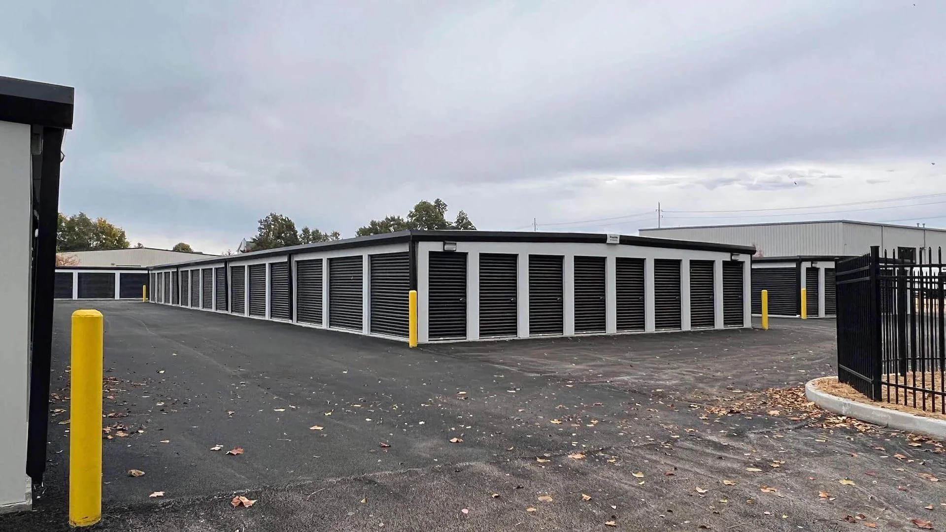 Chuck It In! Storage — Sale in O'fallon, MO, photo 2 of 4