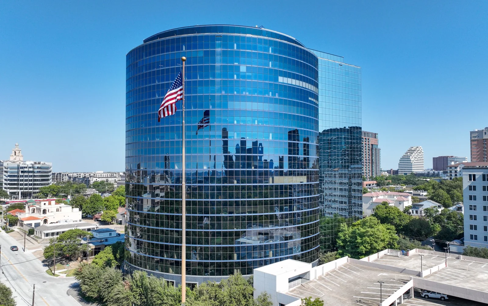 Parkside Tower — Lease in Dallas, TX, photo 1 of 1