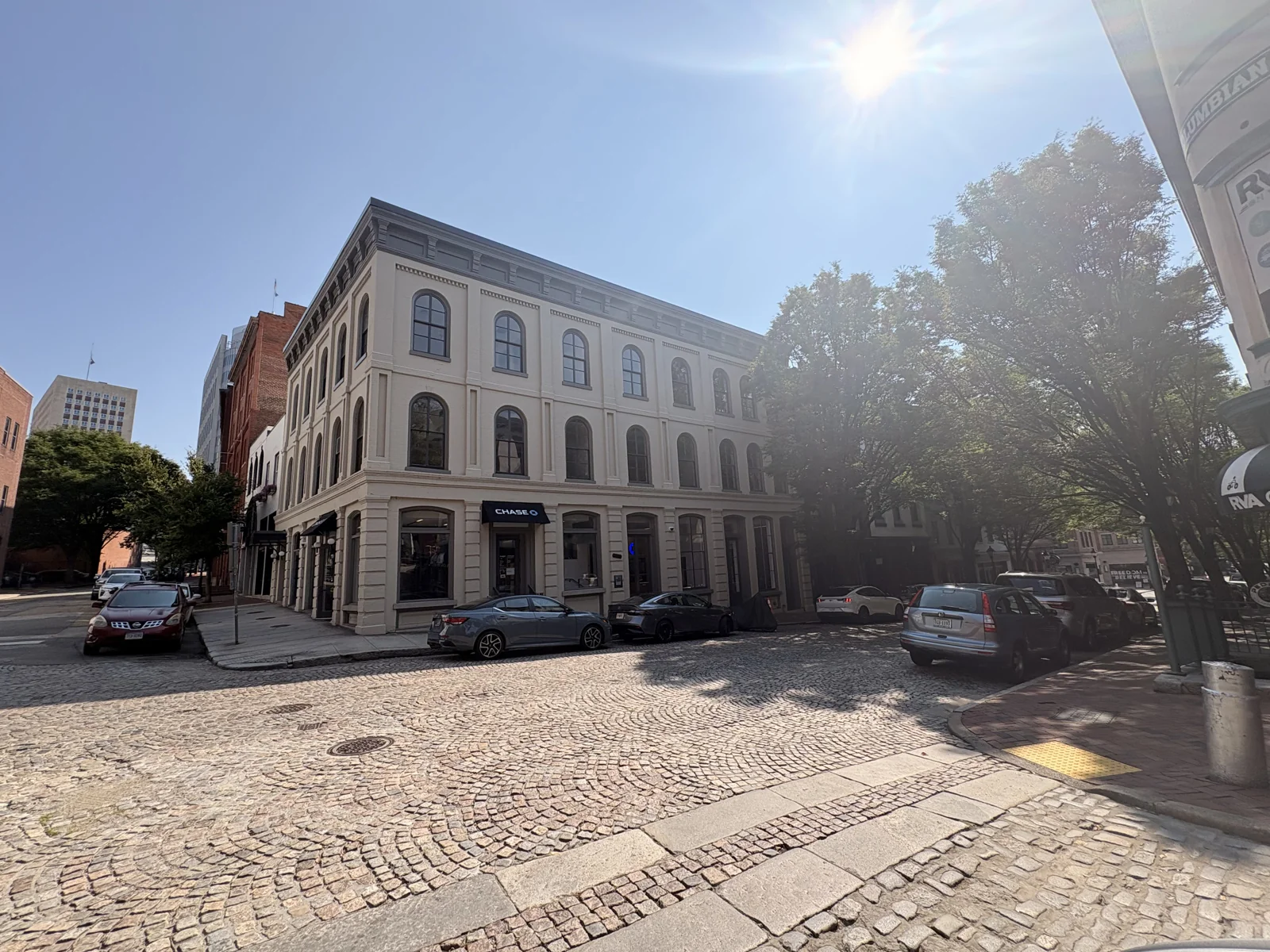 Retail in Richmond, VA — Lease in Richmond, VA, photo 1 of 6