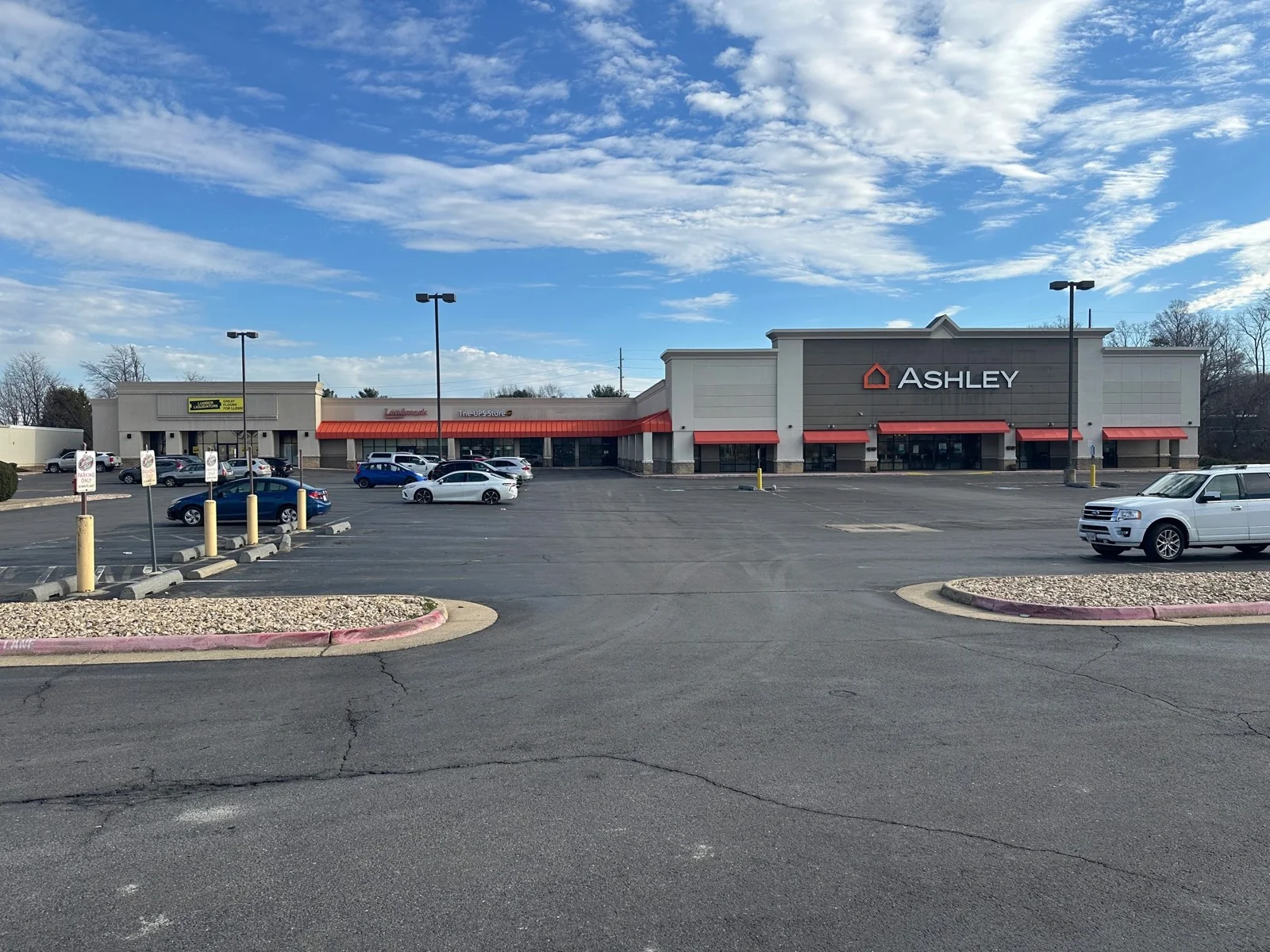Retail in Harrisonburg, VA — Lease in Harrisonburg, VA, photo 2 of 3