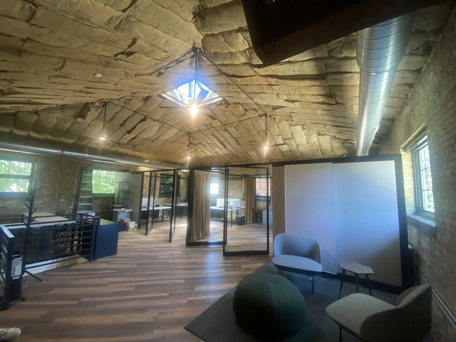 RIVERWEST FLEX COMMERCIAL/OFFICE PROPERTY — Lease in Milwaukee, WI, photo 8 of 8