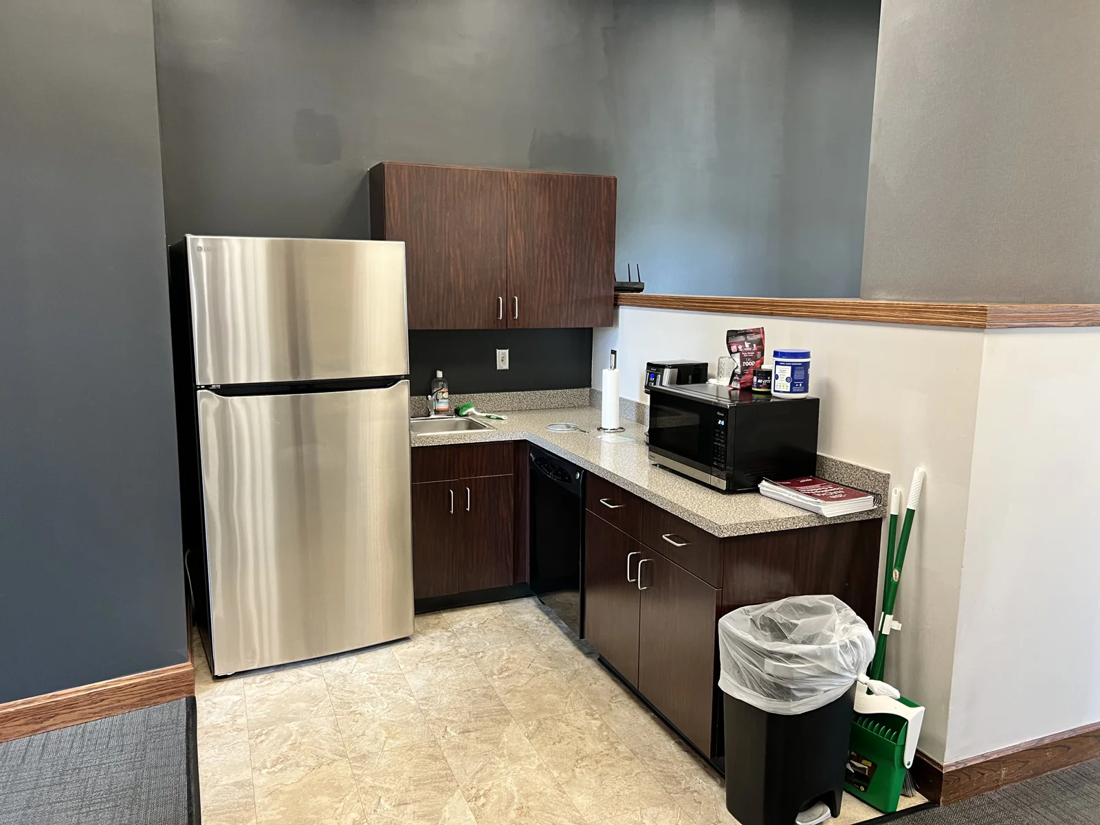 BOK Financial Tower Suite 250 Sublease — Lease in Overland Park, KS, photo 5 of 6