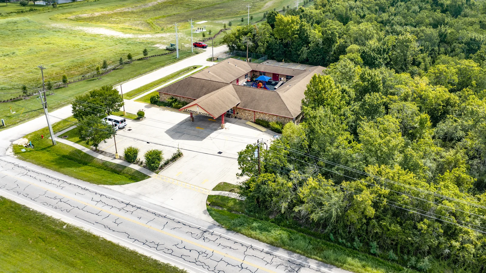 3705 Columbia Memorial Parkway — Sale in League City, TX, photo 2 of 2