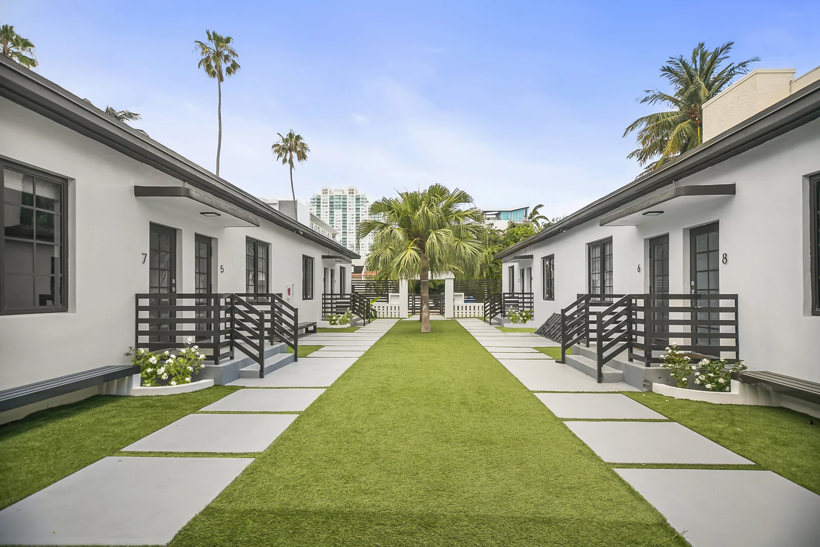 733 Michigan Avenue — Sale in Miami Beach, FL, photo 1 of 6