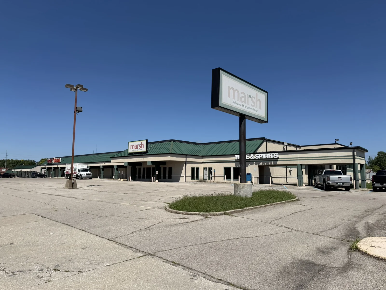 1900 N Walnut Street — Sale in Muncie, IN, photo 4 of 8