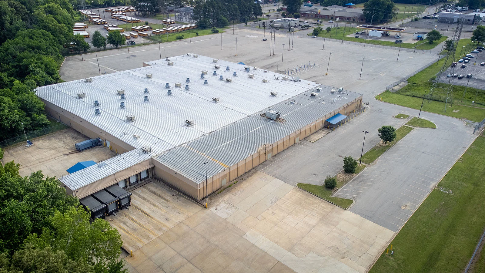 100% HVAC - Stand Alone Building — Sale in Memphis, TN, photo 2 of 4