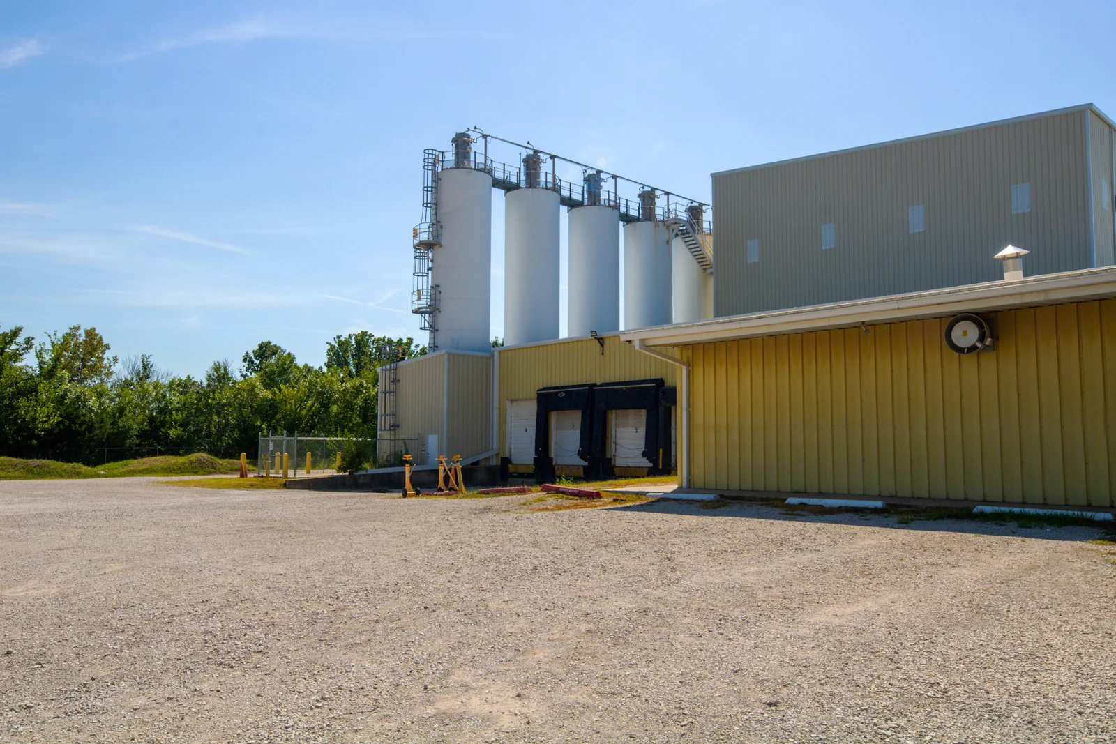 Emporia Manufacturing Building For Sale — Sale in Emporia, KS, photo 2 of 4