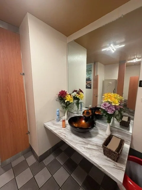 Retail in Auburn, CA — Sale in Auburn, CA, photo 2 of 8