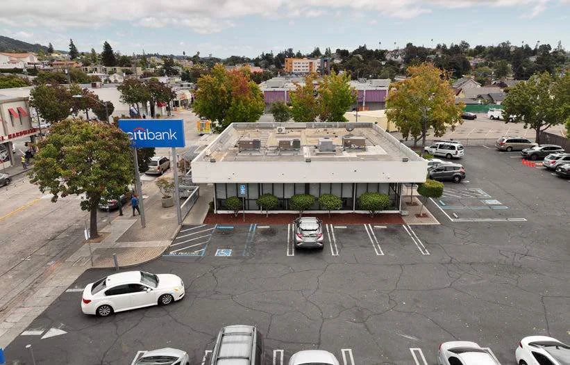 Citi Bank | Oakland, CA — Sale in Oakland, CA, photo 5 of 8
