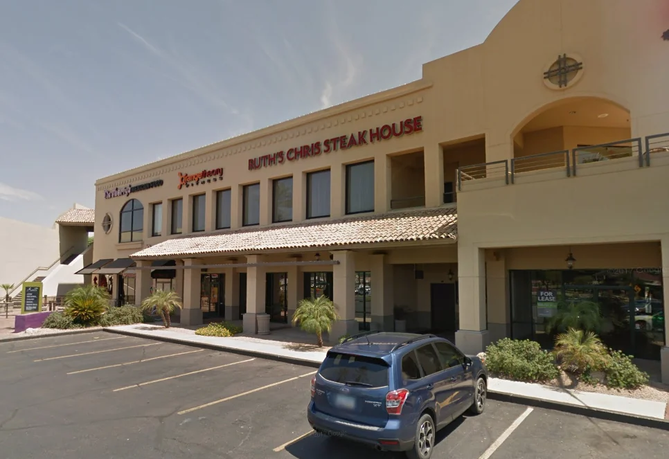 Scottsdale Seville — Lease in Scottsdale, AZ, photo 1 of 4
