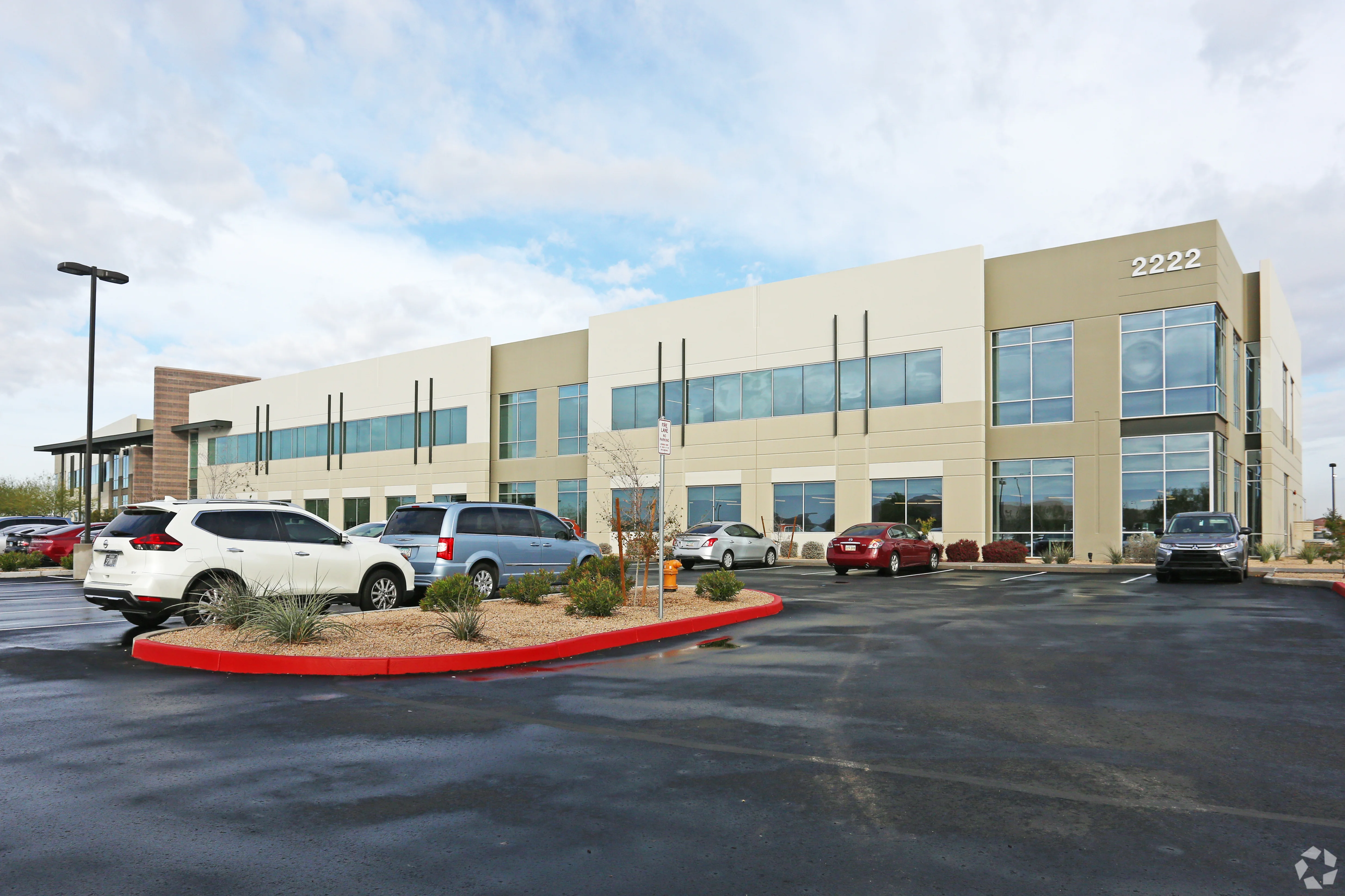 Mach One - Bldg A — Lease in Chandler, AZ, photo 2 of 8