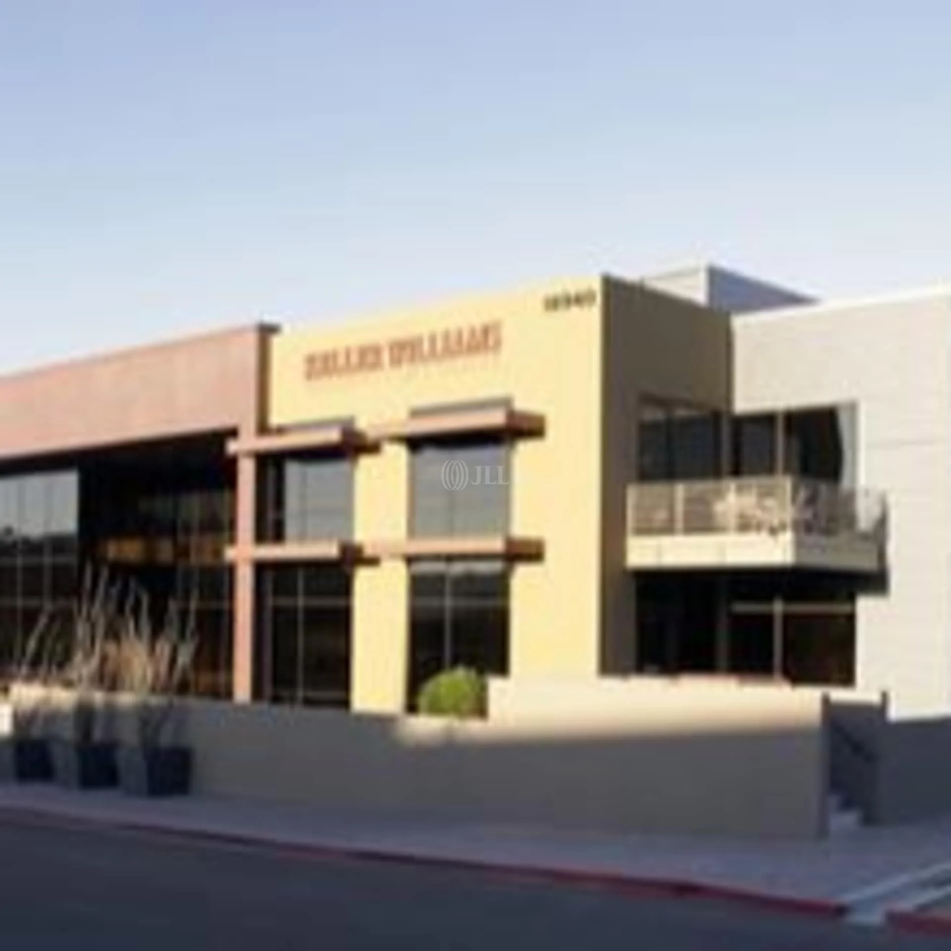 La Curvata Building D — Lease in Scottsdale, AZ, photo 2 of 4