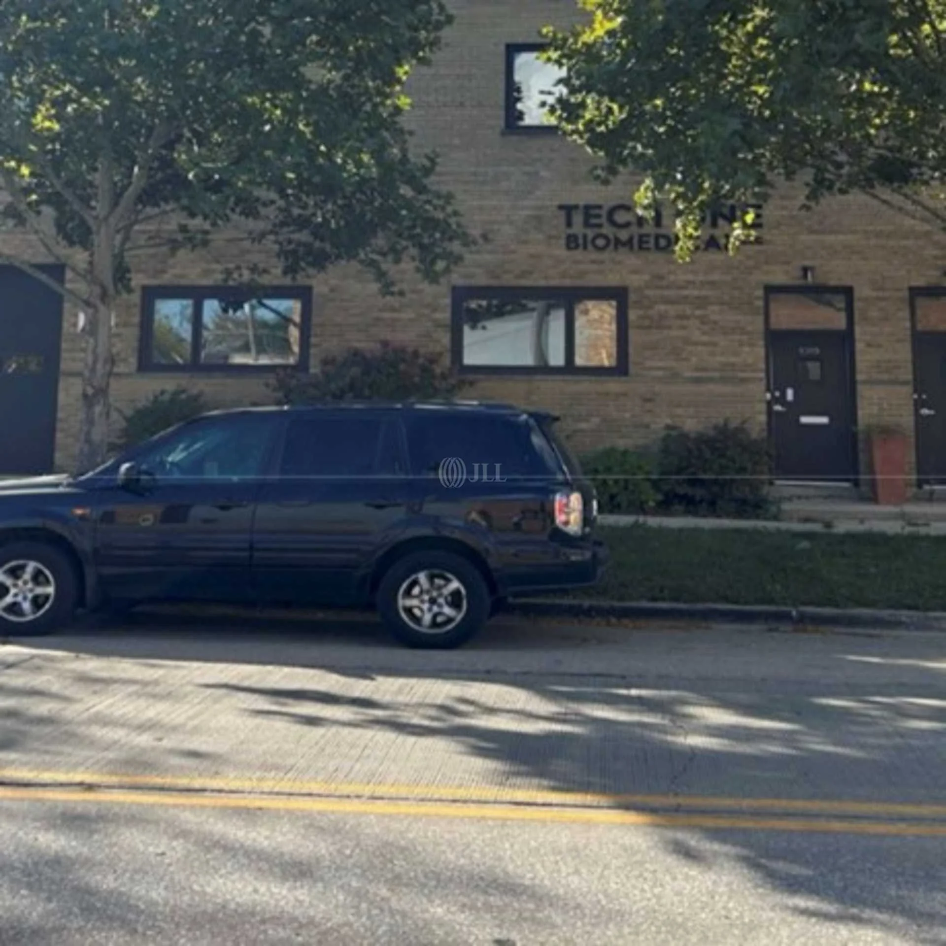 10115 Franklin Ave — Lease in Franklin Park, IL, photo 2 of 4