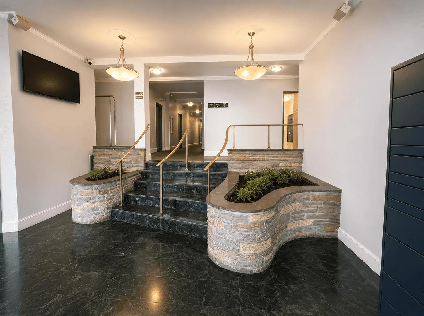 Rockview Apartments — Sale in Washington, DC, photo 2 of 6