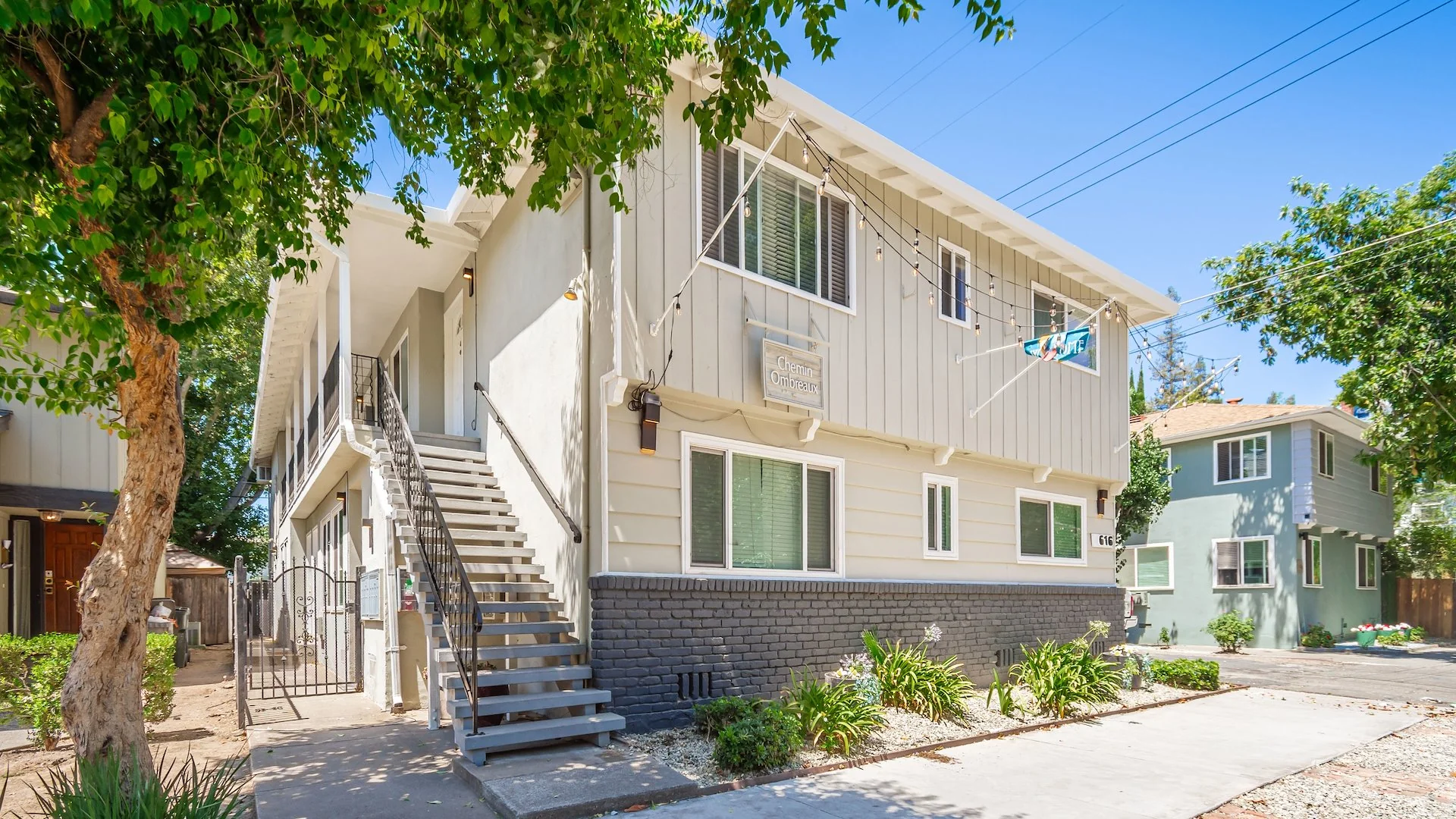 616 17th Street — Sale in Sacramento, CA, photo 3 of 7