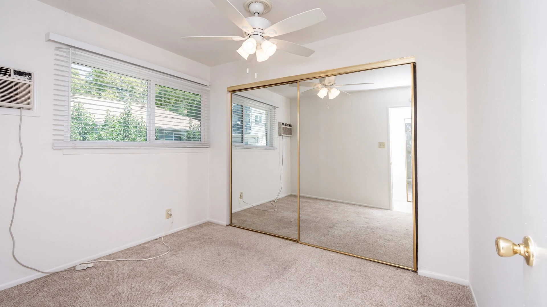 616 17th Street — Sale in Sacramento, CA, photo 5 of 7