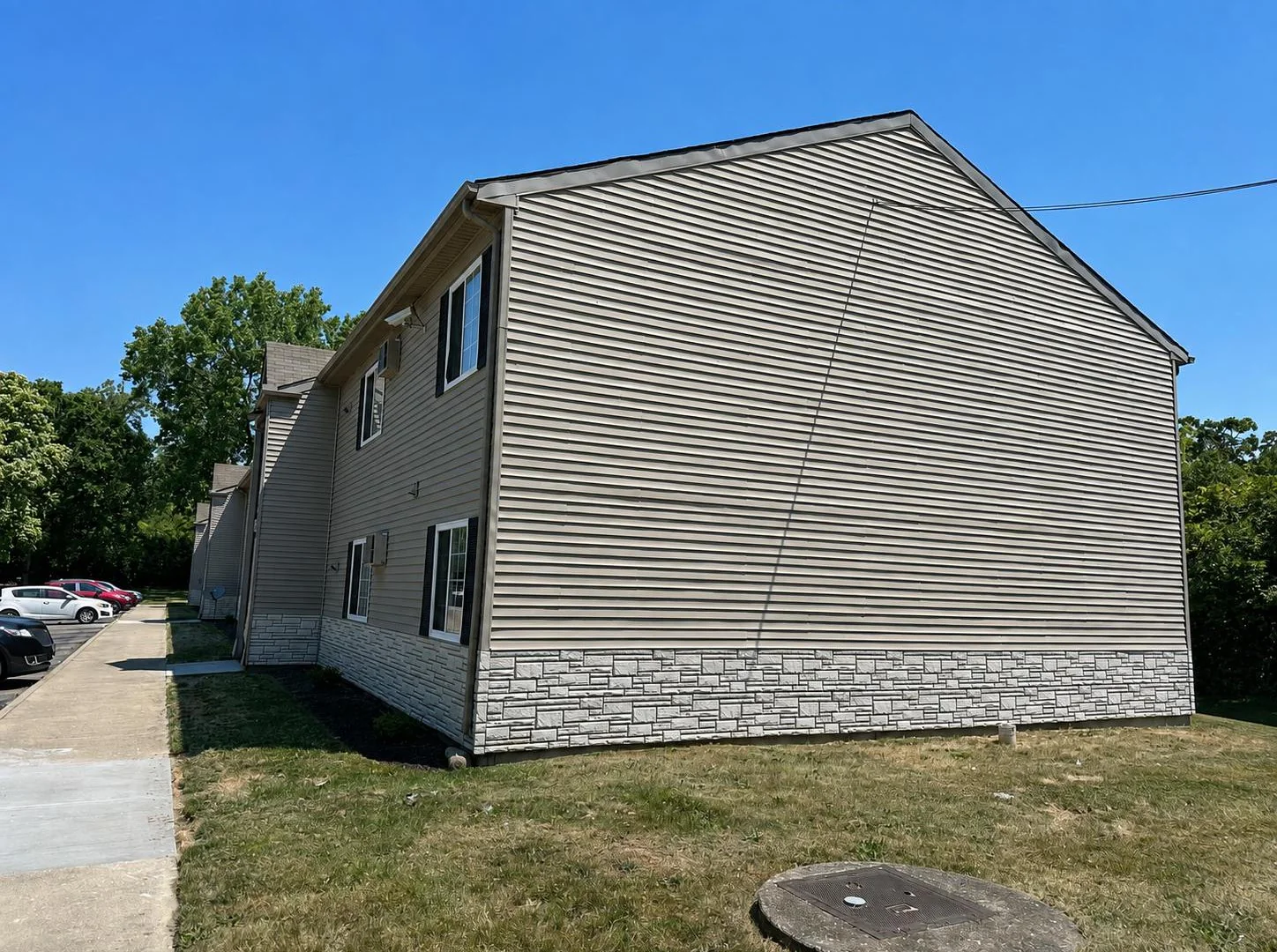 Erica Court — Sale in Dayton, OH, photo 4 of 8