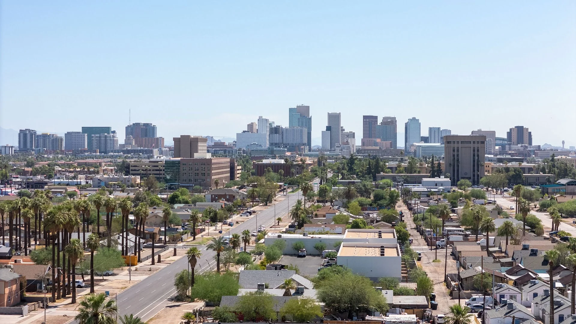 Adams Place — Sale in Phoenix, AZ, photo 4 of 5