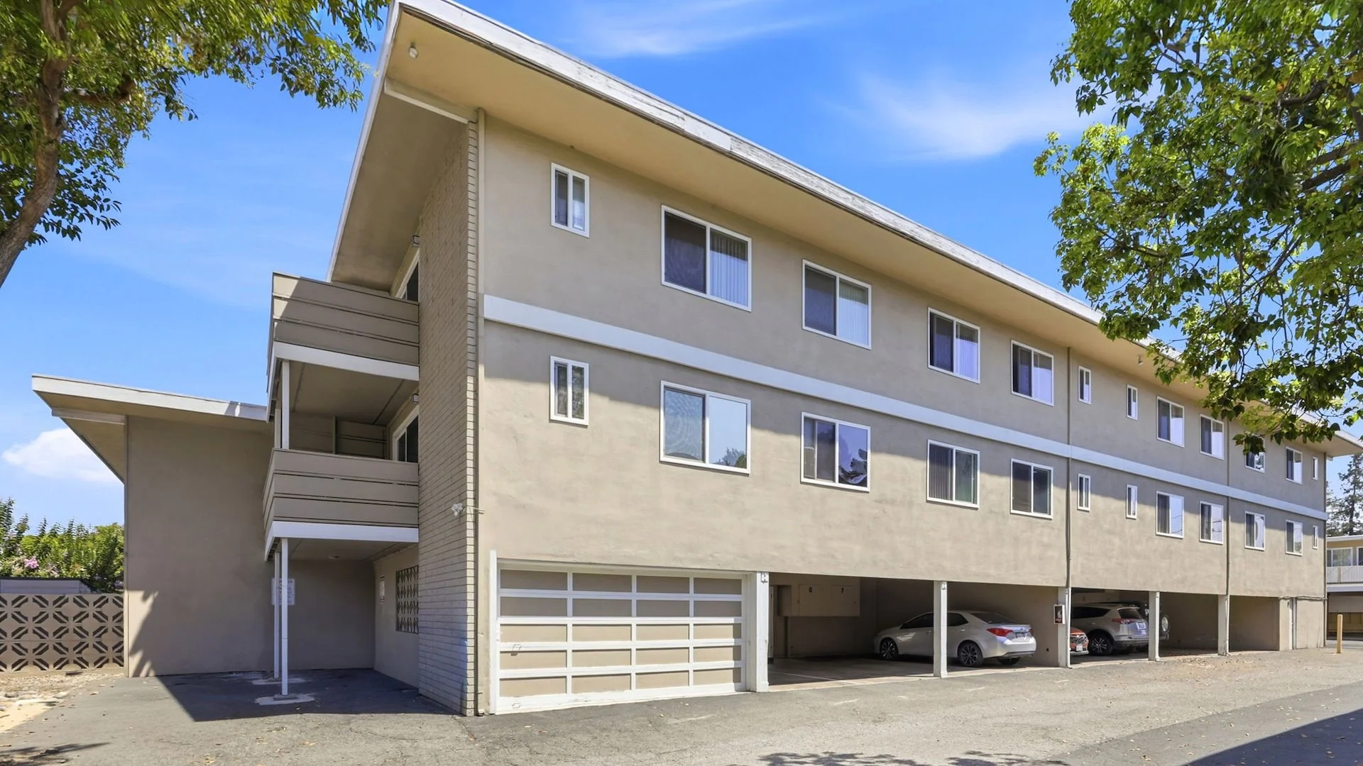 527 Walker Dr — Sale in Mountain View, CA, photo 8 of 8