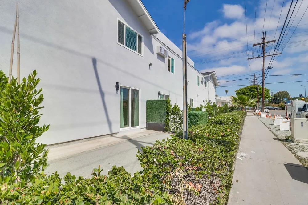 The Surf House — Sale in San Diego, CA, photo 5 of 8