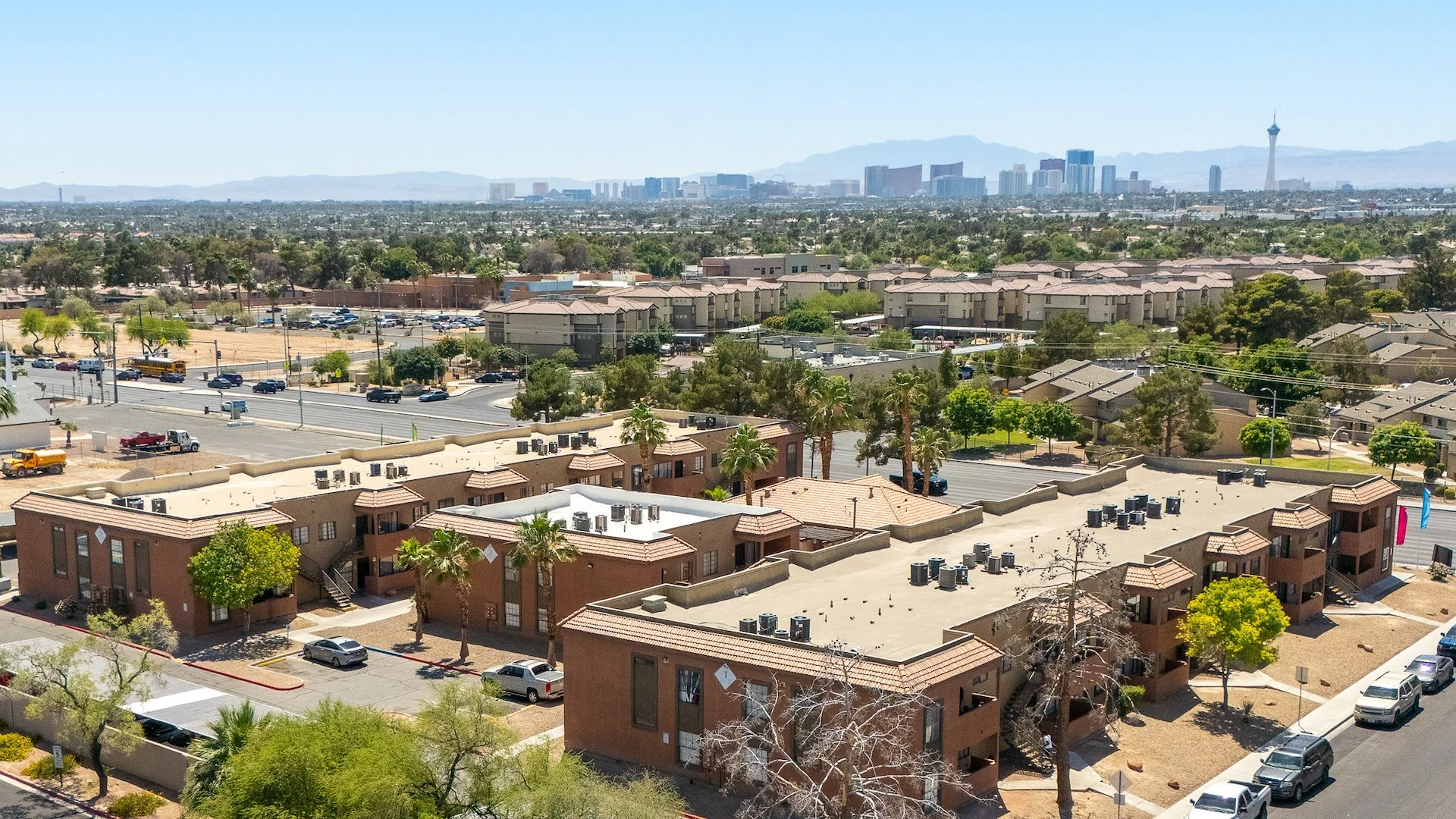 Saratoga Palms — Sale in Las Vegas, NV, photo 4 of 8