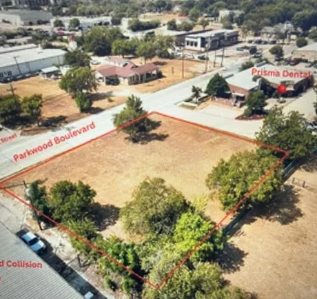 8448 Parkwood Blvd — Sale in Frisco, TX, photo 1 of 3