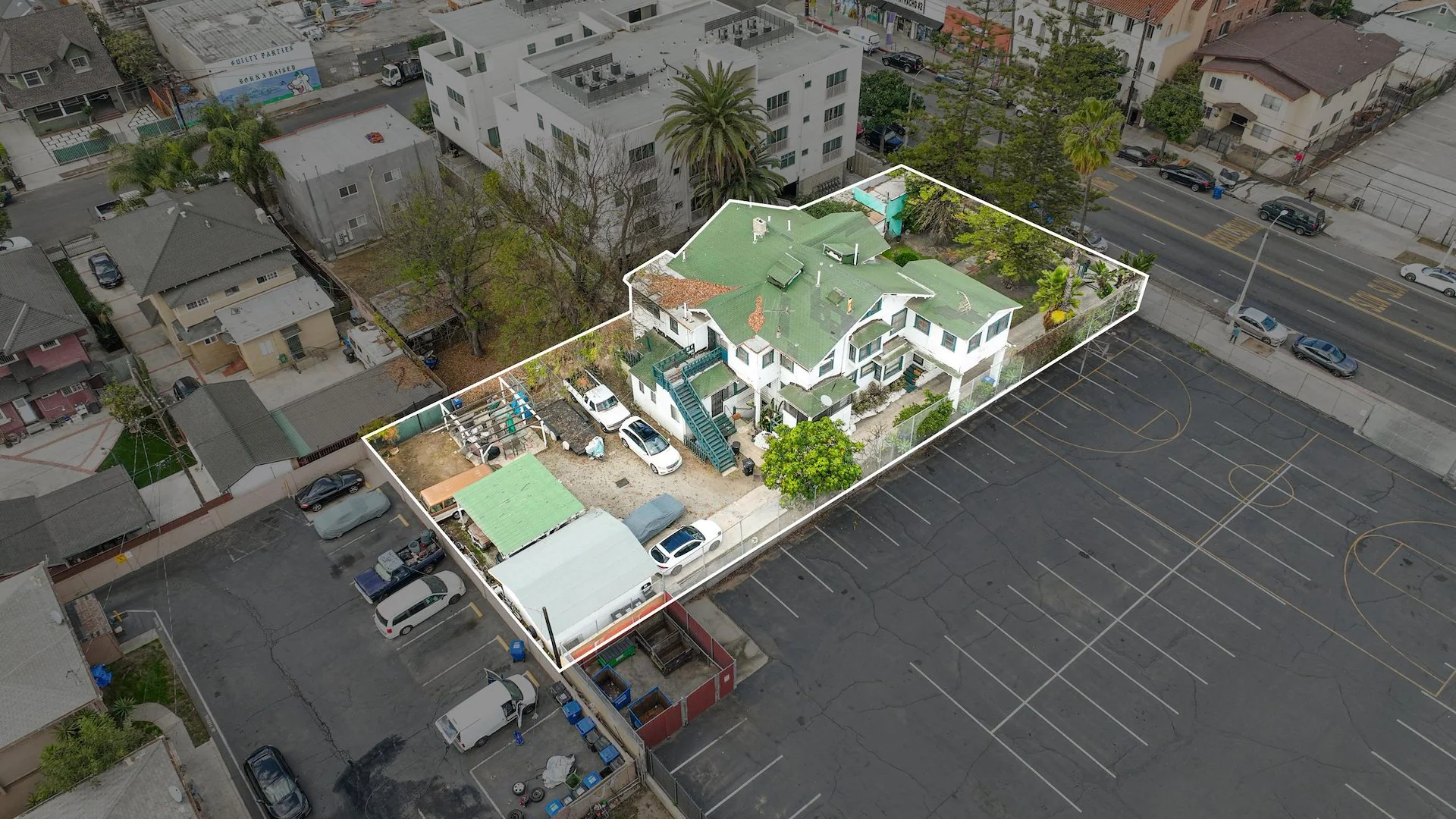 1470 W Adams Blvd — Sale in Los Angeles, CA, photo 1 of 2