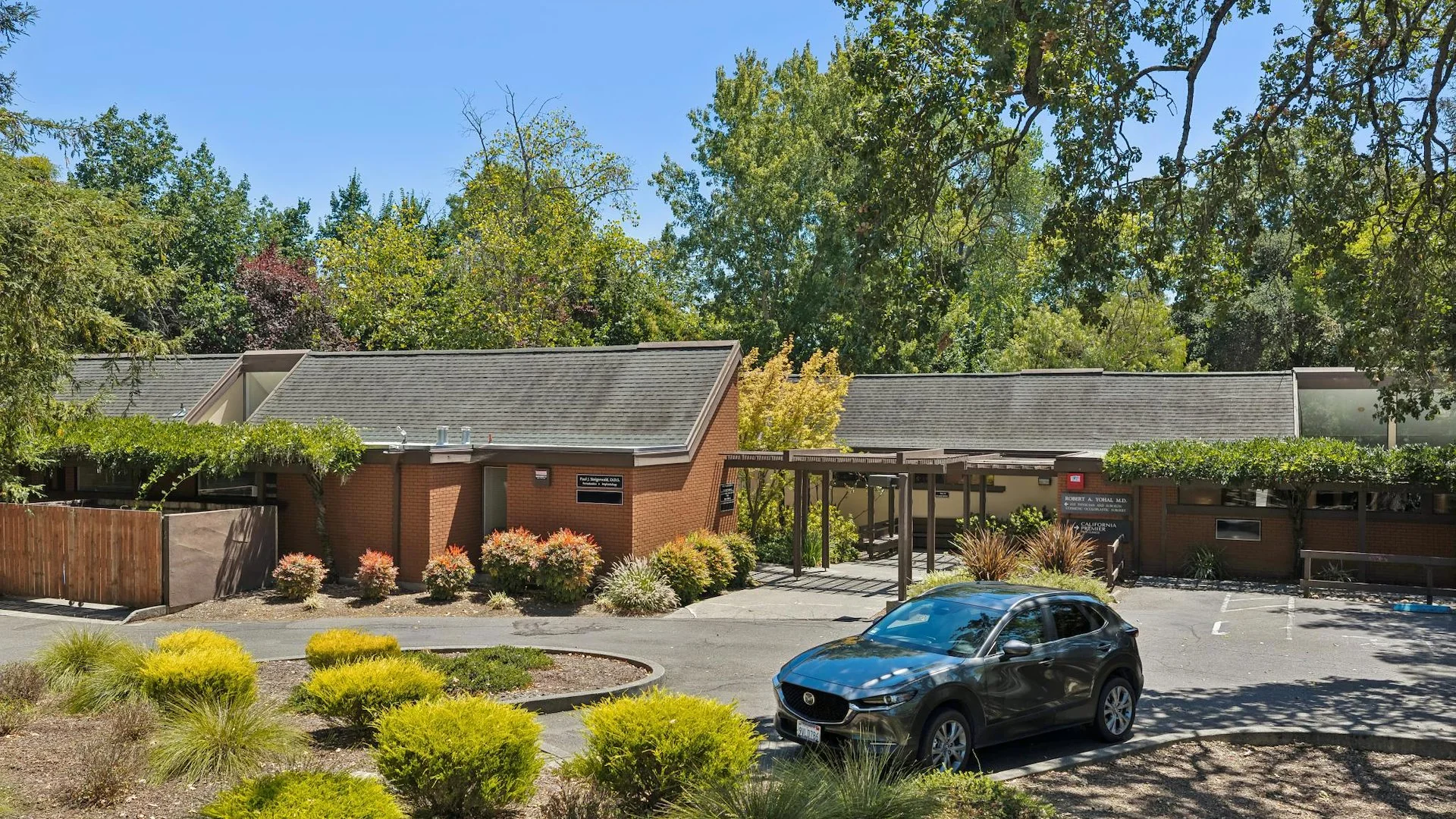 864-868 2nd Street — Sale in Santa Rosa, CA, photo 3 of 6