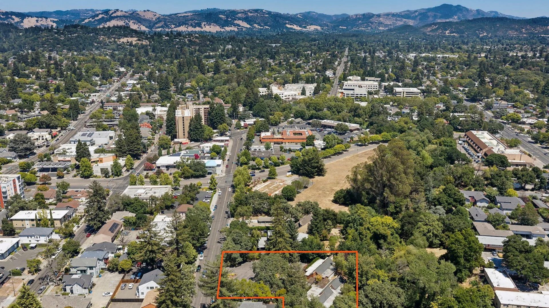 864-868 2nd Street — Sale in Santa Rosa, CA, photo 4 of 6