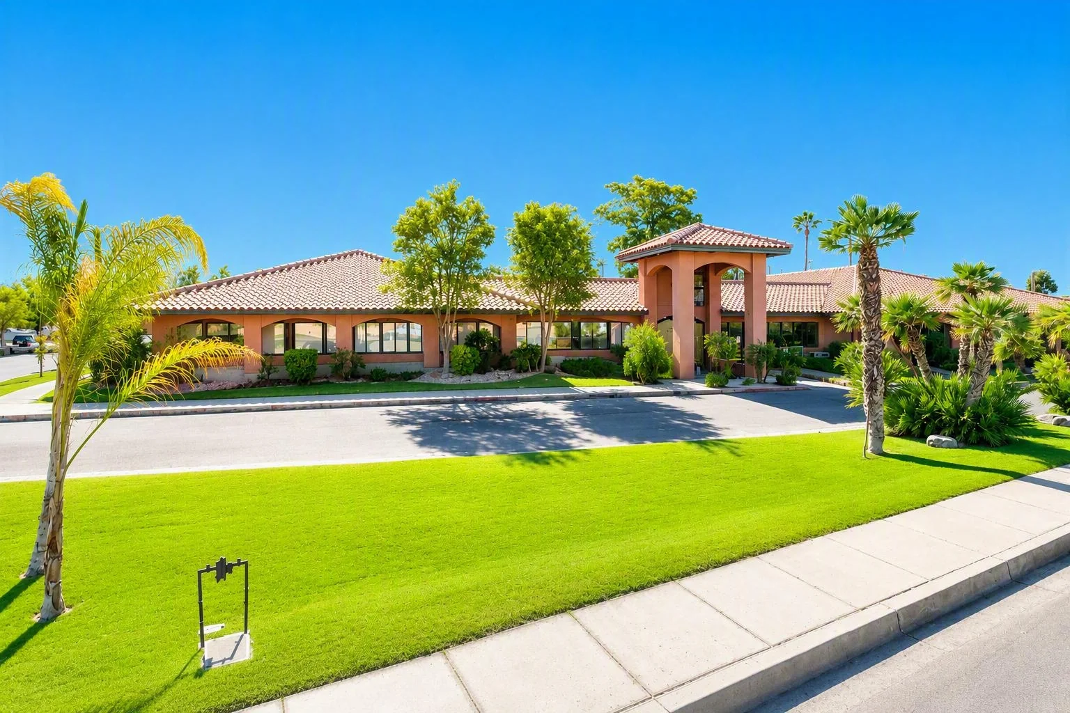 Picacho Mountain Medical Center — Sale in Yuma, AZ, photo 1 of 2