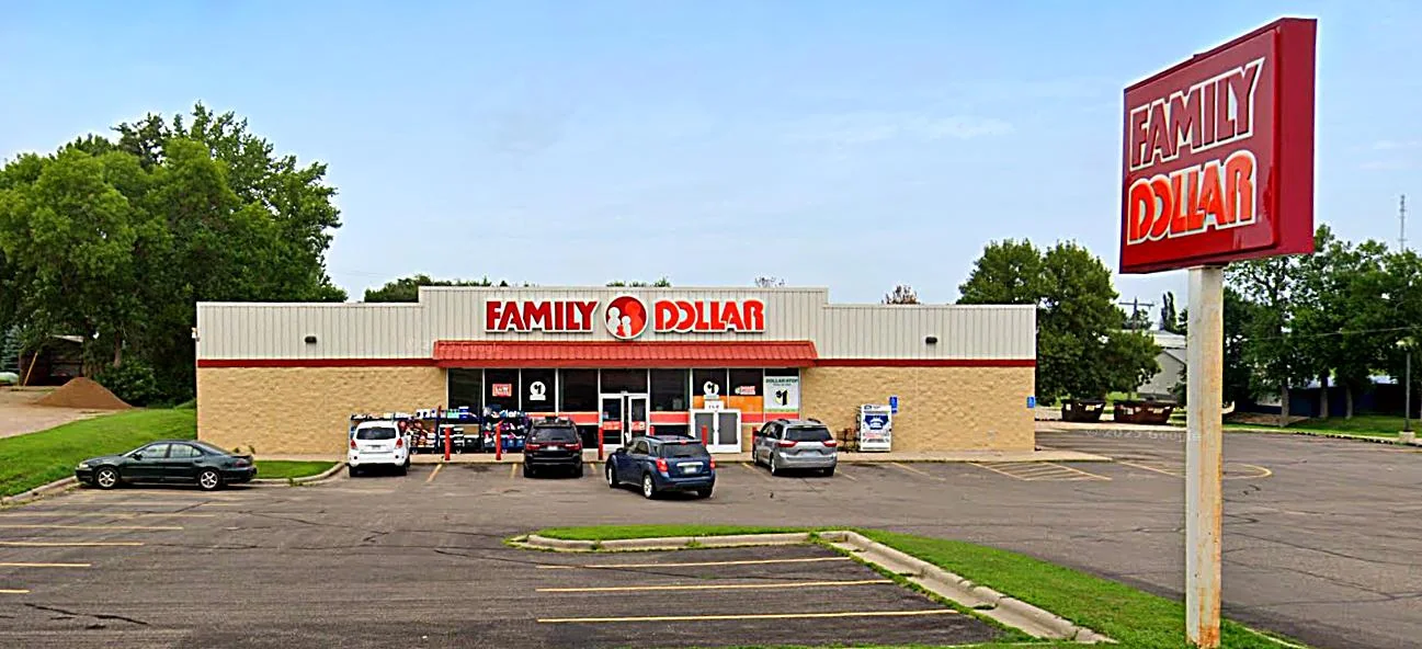 Family Dollar — Sale in Slayton, MN, photo 1 of 2