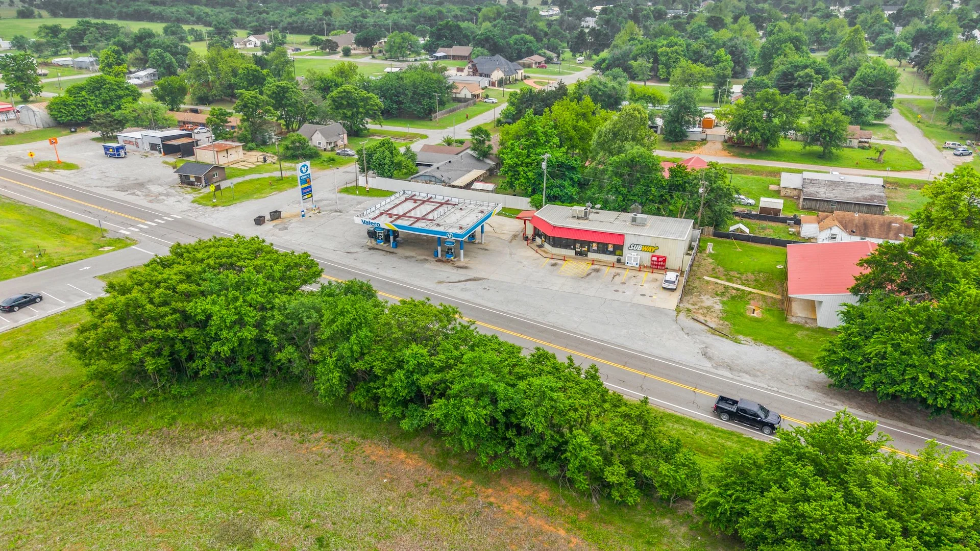 Chisholm Corner Fuel / C-Store & Subway — Sale in Apache, OK, photo 5 of 5