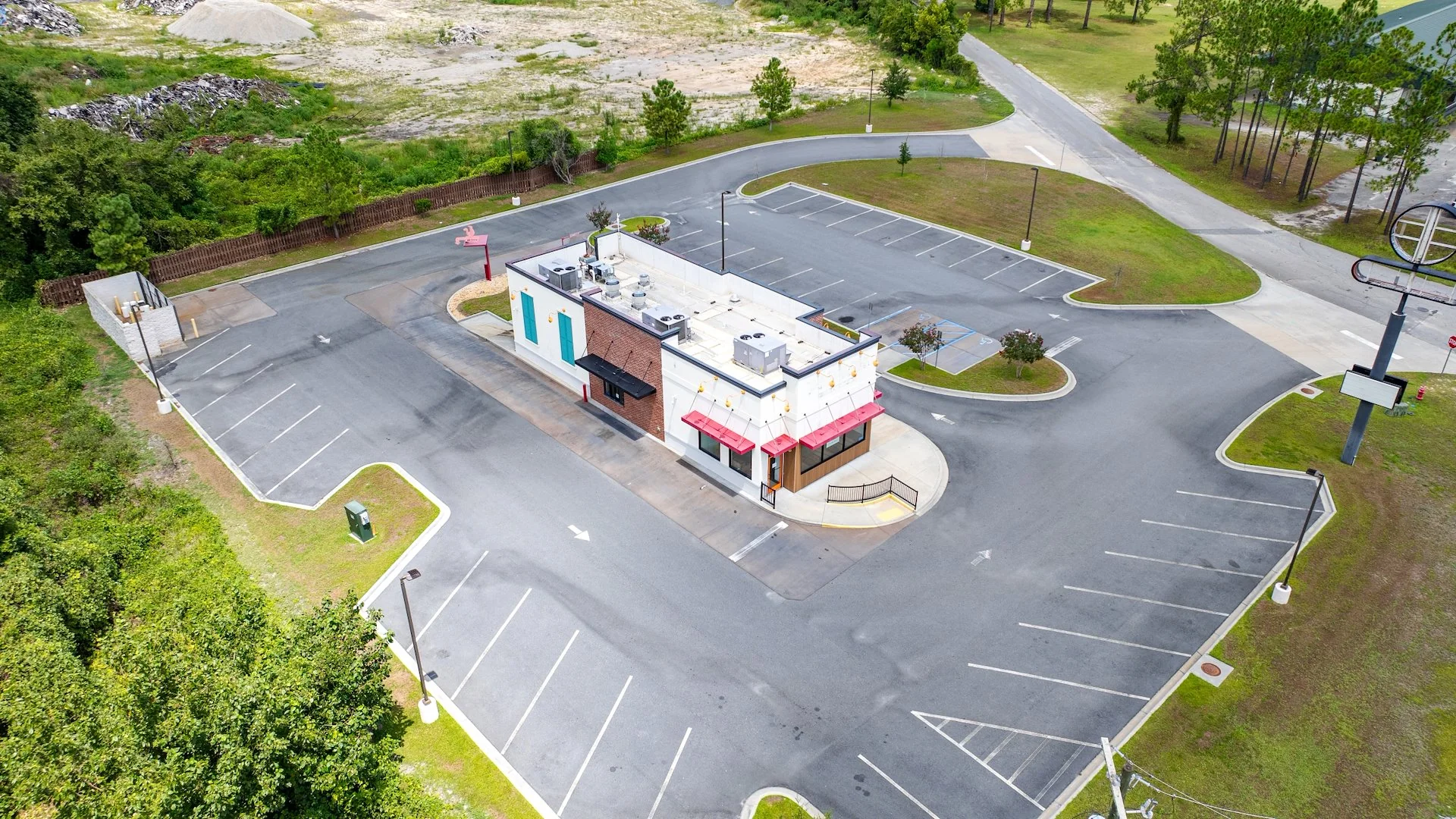 Former Popeyes - Jesup GA — Sale in Jesup, GA, photo 2 of 3