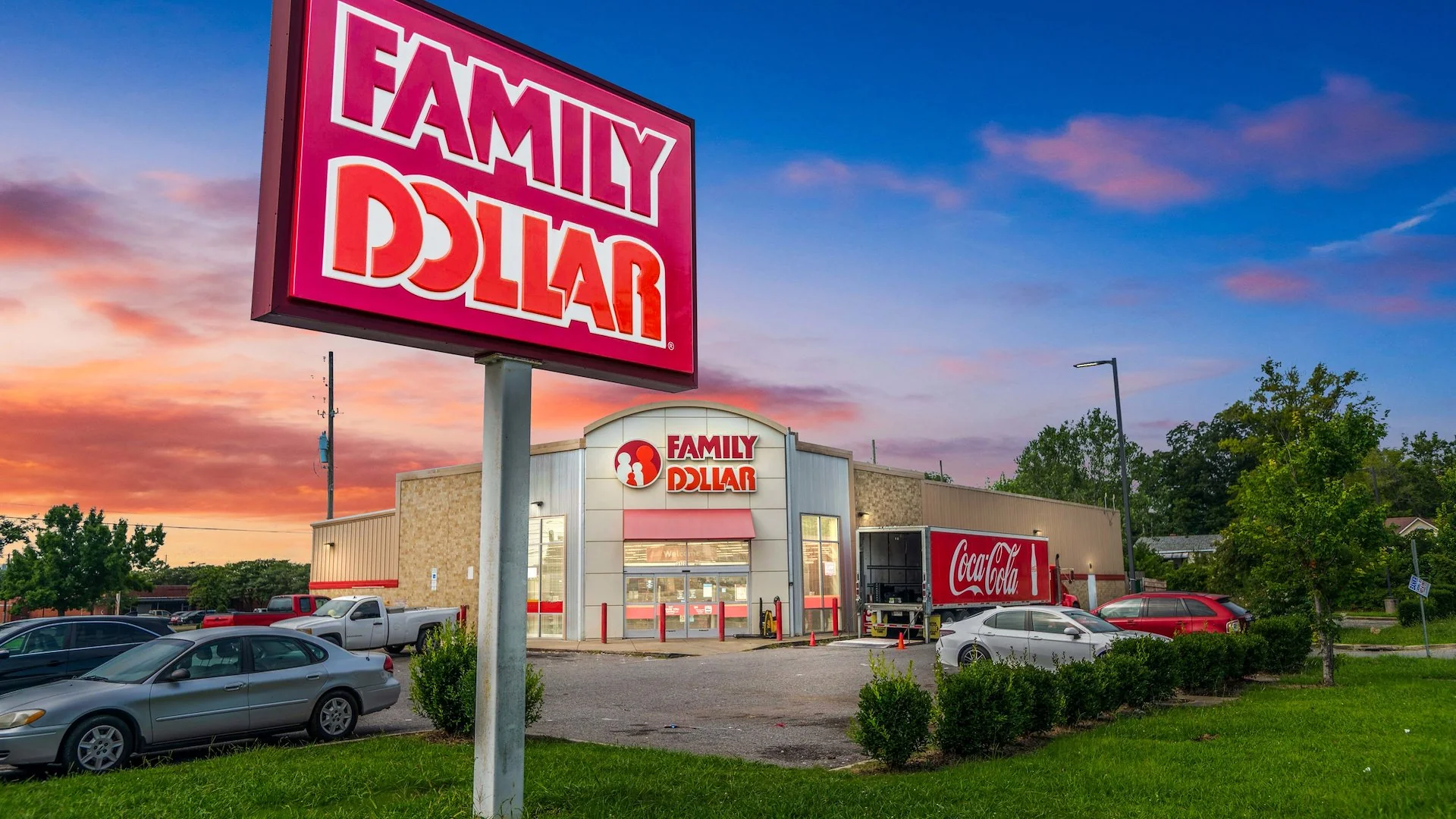 Family Dollar | Hard Corner Signalized Intersection |… — Sale in Birmingham, AL, photo 1 of 3