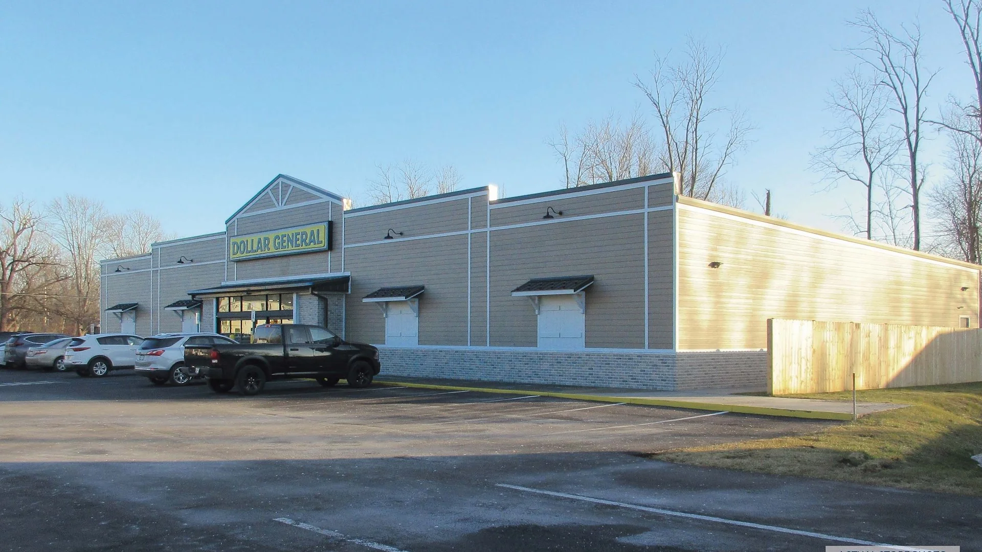 Dollar General @ Niagara Falls — Sale in Niagara Falls, NY, photo 1 of 4