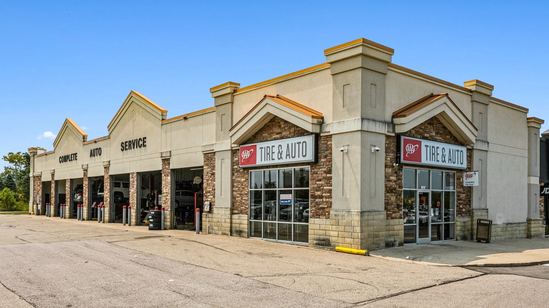 AAA - Absolute NNN Corporate Lease — Sale in Cincinnati, OH, photo 1 of 6