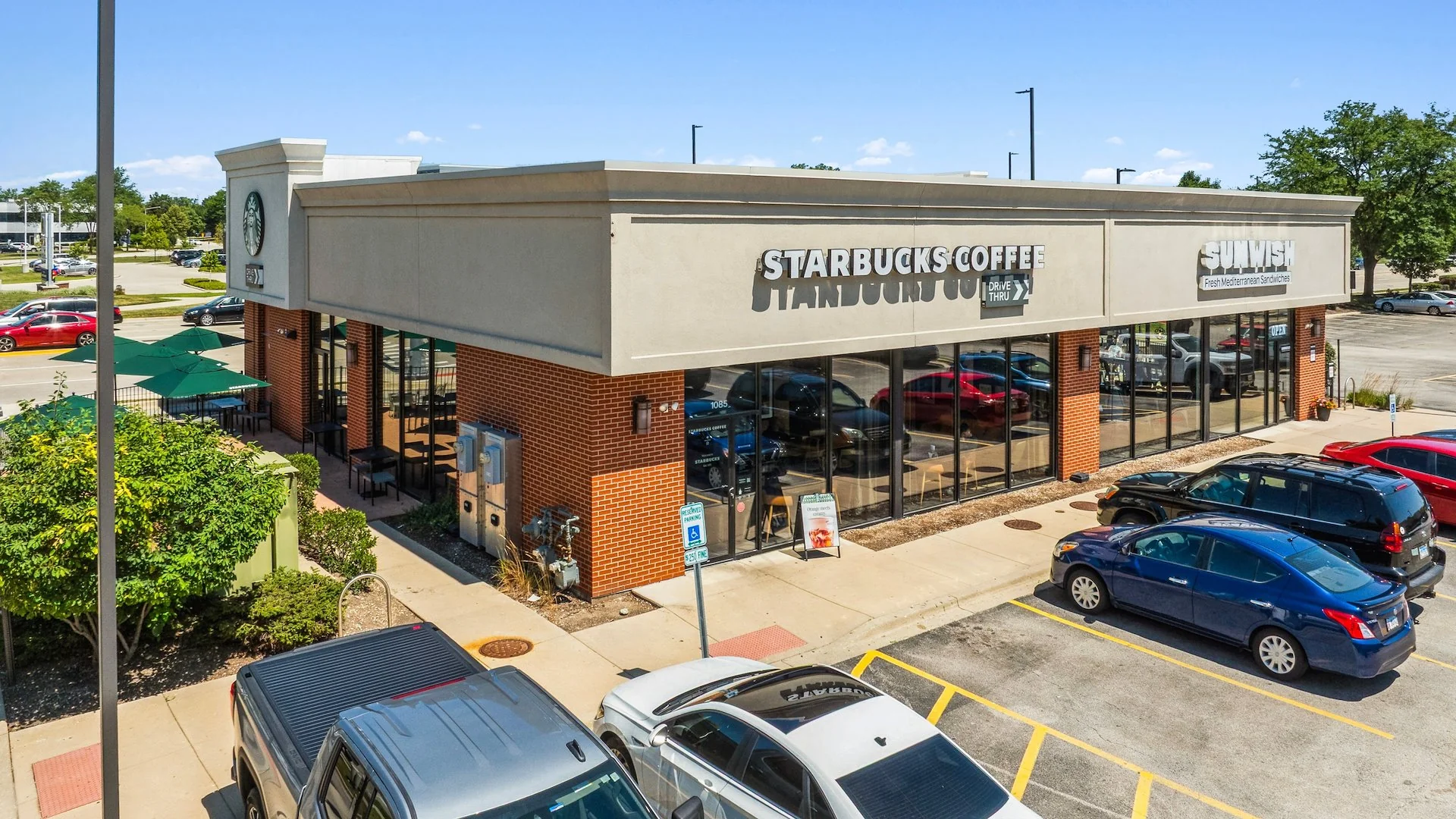 Starbucks Anchored Retail Center — Sale in Wheeling, IL, photo 5 of 6