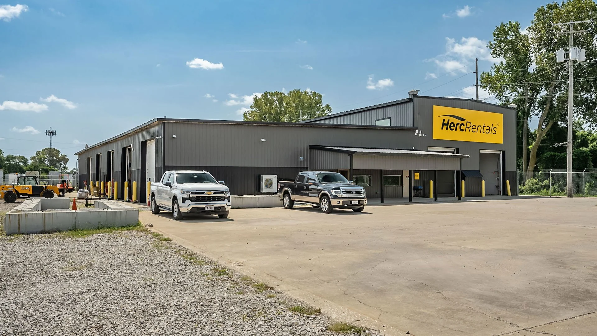 Herc Rentals — Sale in Natl Stock Yd, IL, photo 1 of 6
