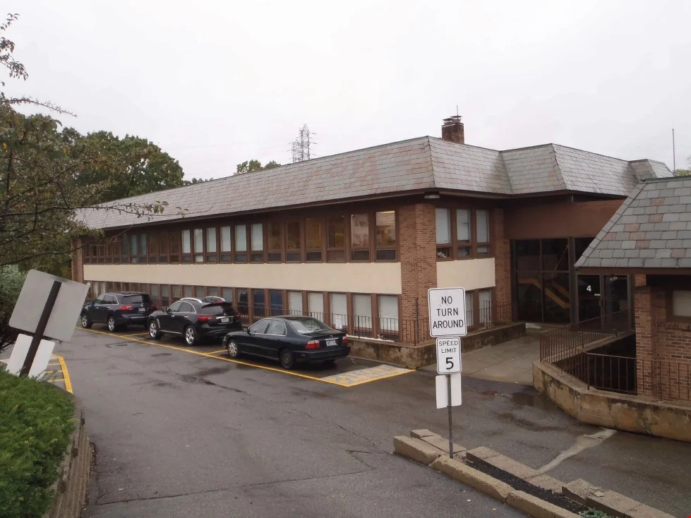333 School St Pawtucket, Unit 112B — Sale in Pawtucket, RI, photo 2 of 8