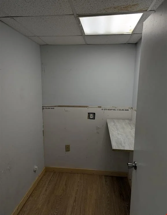 105 N Parkway Dr — Lease in Pekin, IL, photo 5 of 8