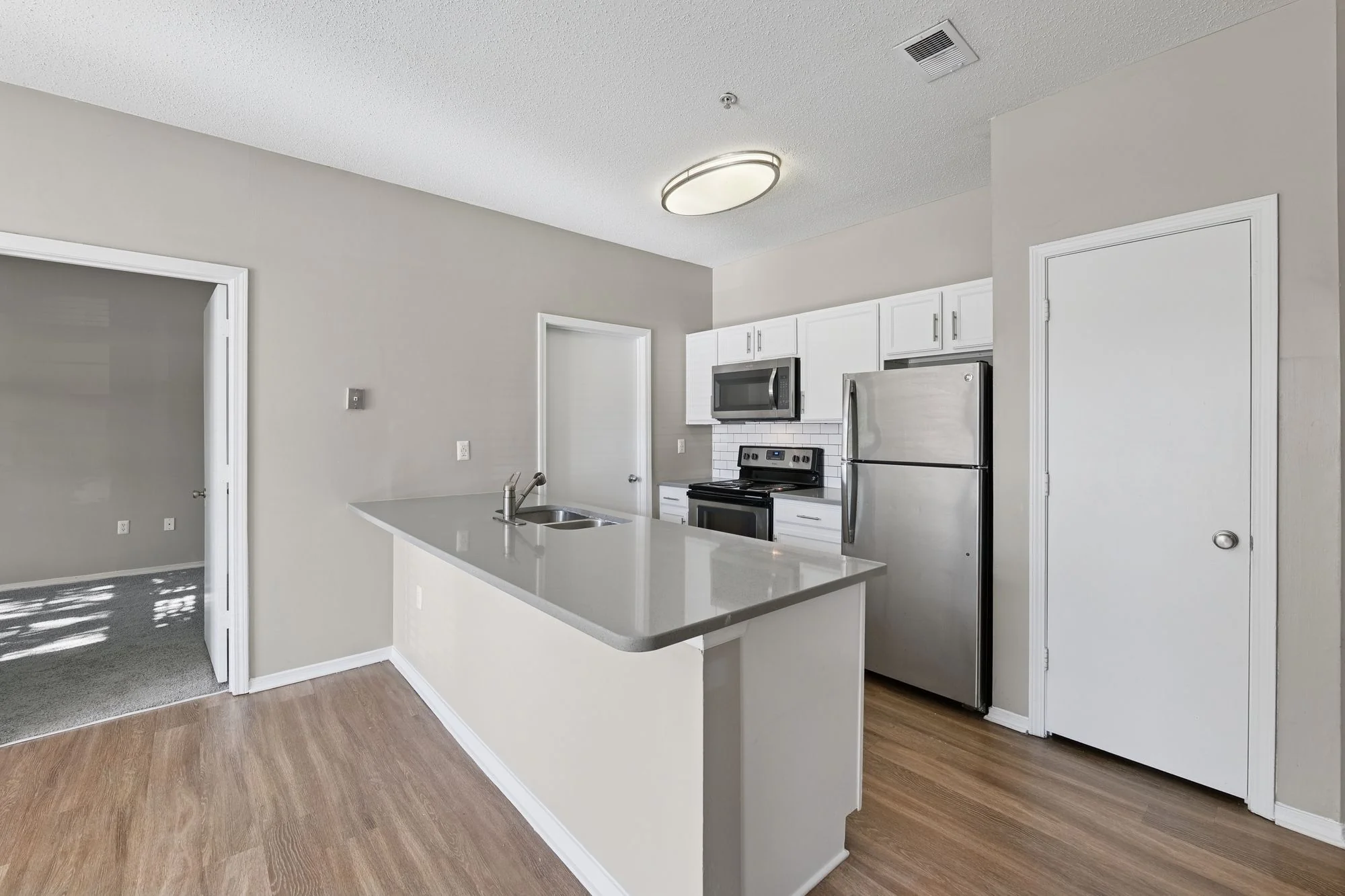 Arbor Steele Creek | Offers Due 9/8 — Sale in Charlotte, NC, photo 4 of 5