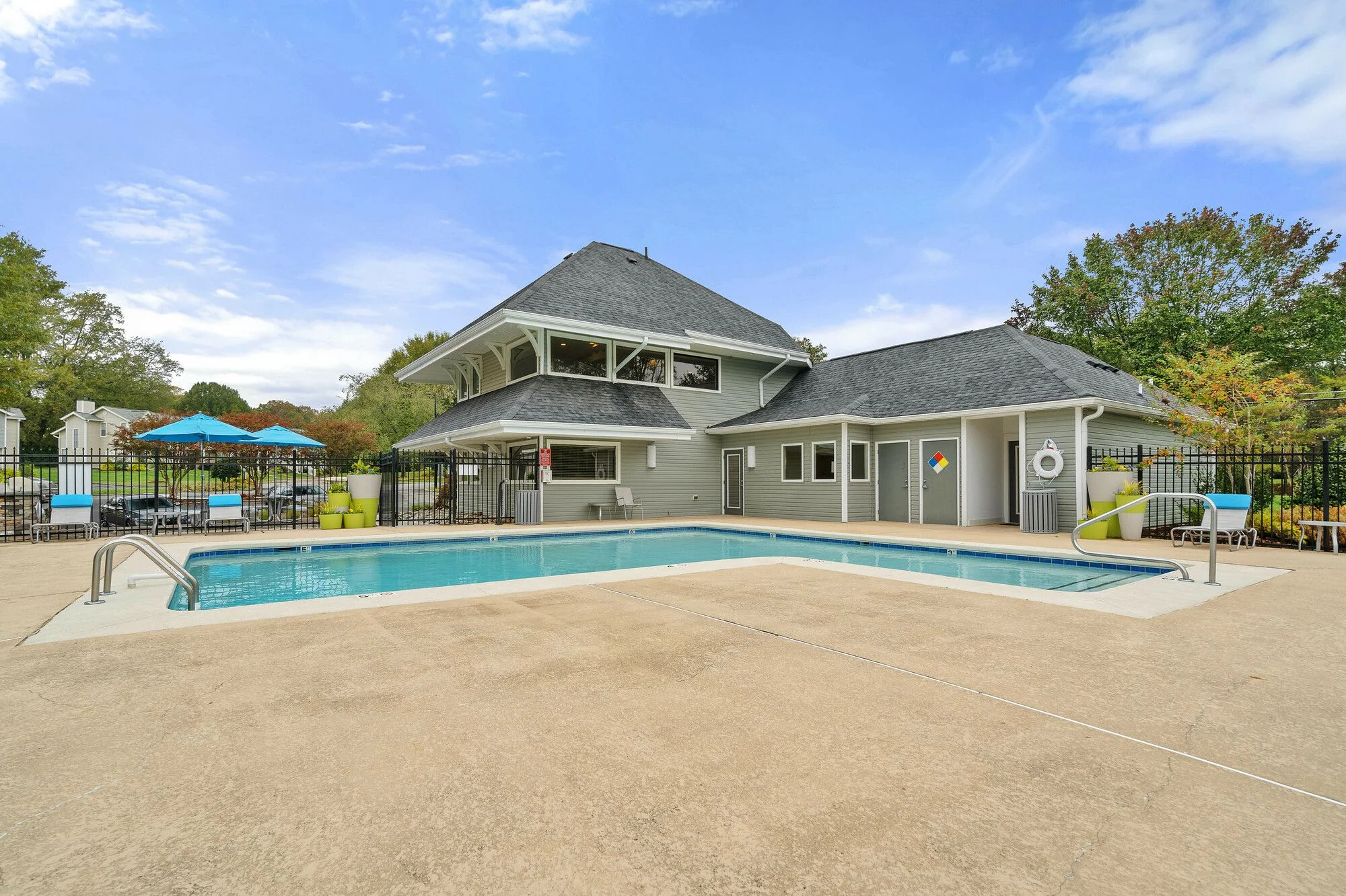 Hawthorne at Oak Ridge — Sale in Greensboro, NC, photo 2 of 4