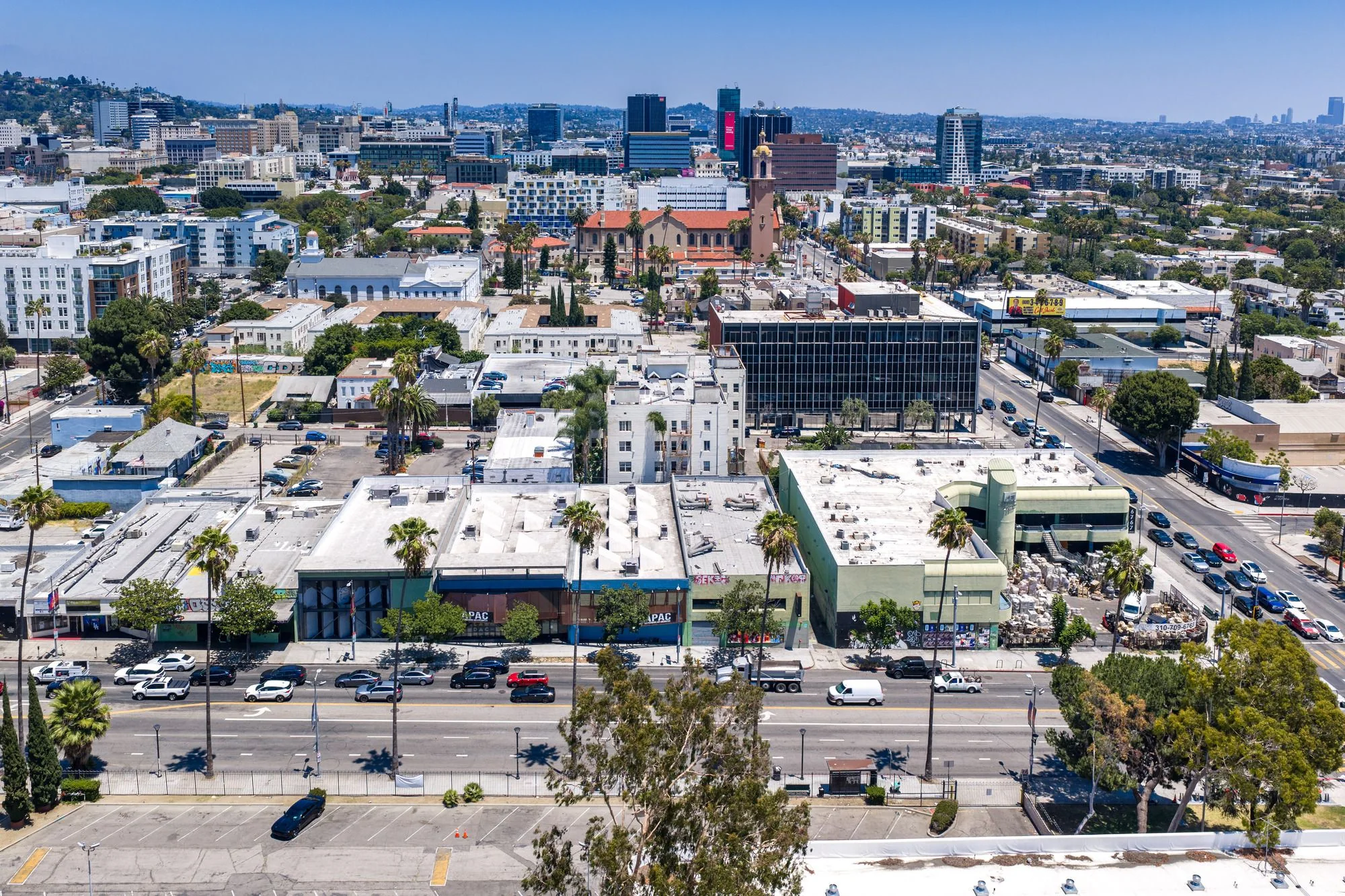 SUNSET & HIGHLAND — Sale in Los Angeles, CA, photo 4 of 8