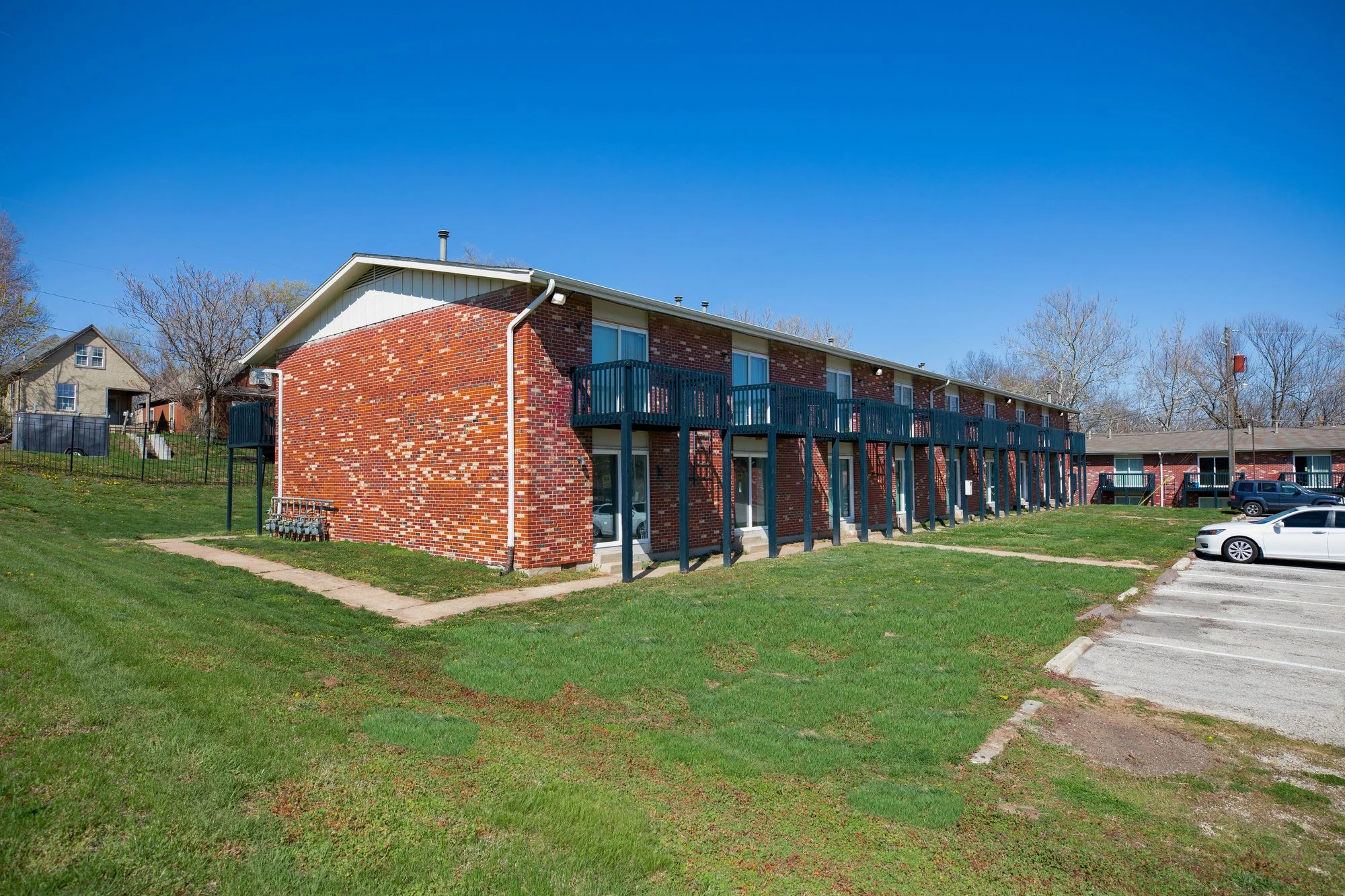 Colony Woods — Sale in Kansas City, KS, photo 2 of 8