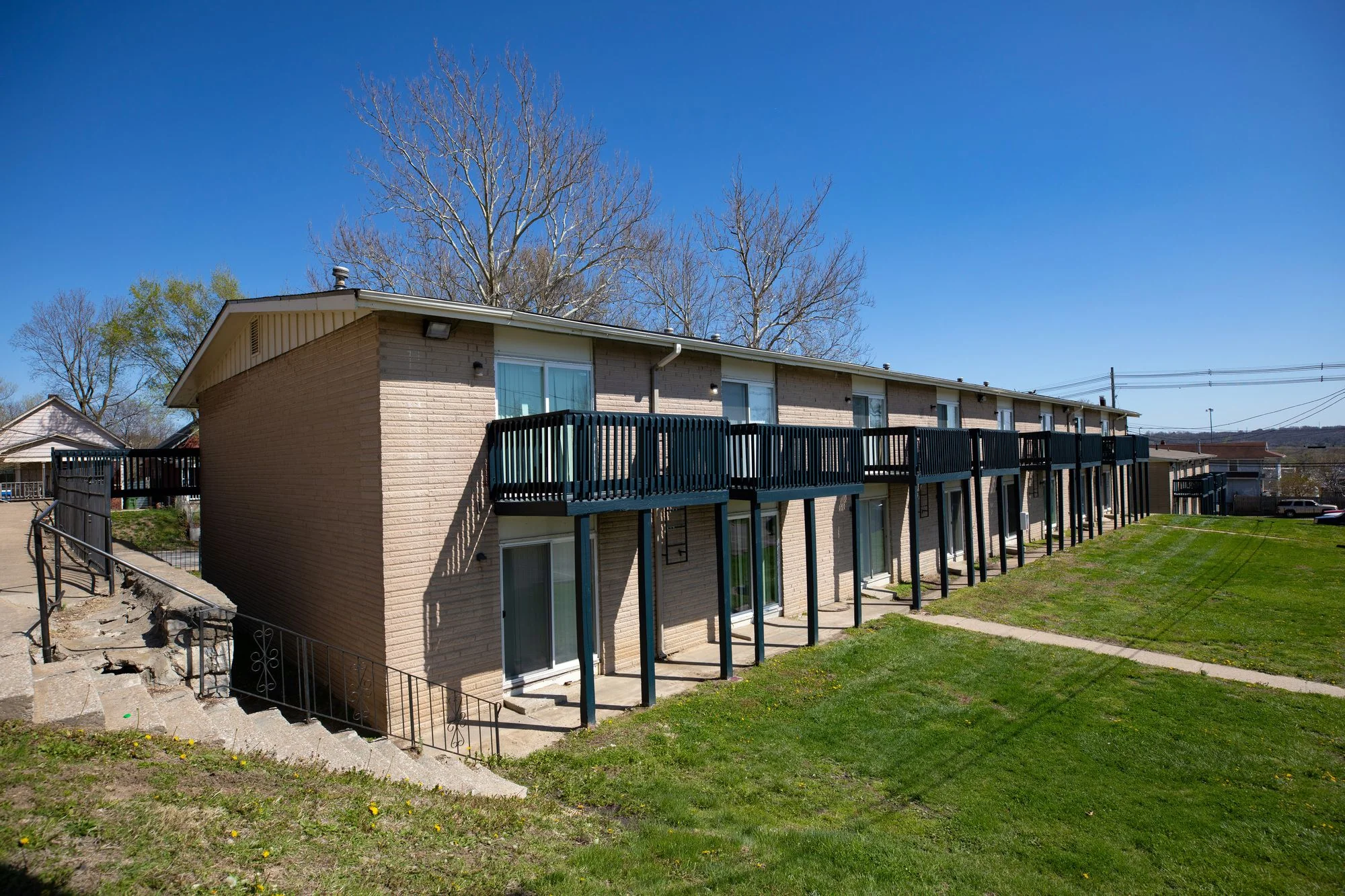 Colony Woods — Sale in Kansas City, KS, photo 3 of 8