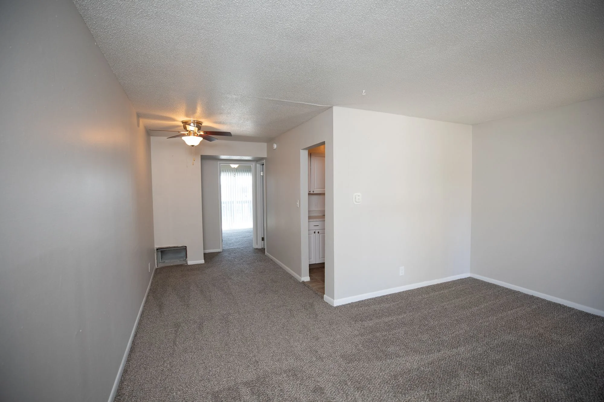 Colony Woods — Sale in Kansas City, KS, photo 4 of 8