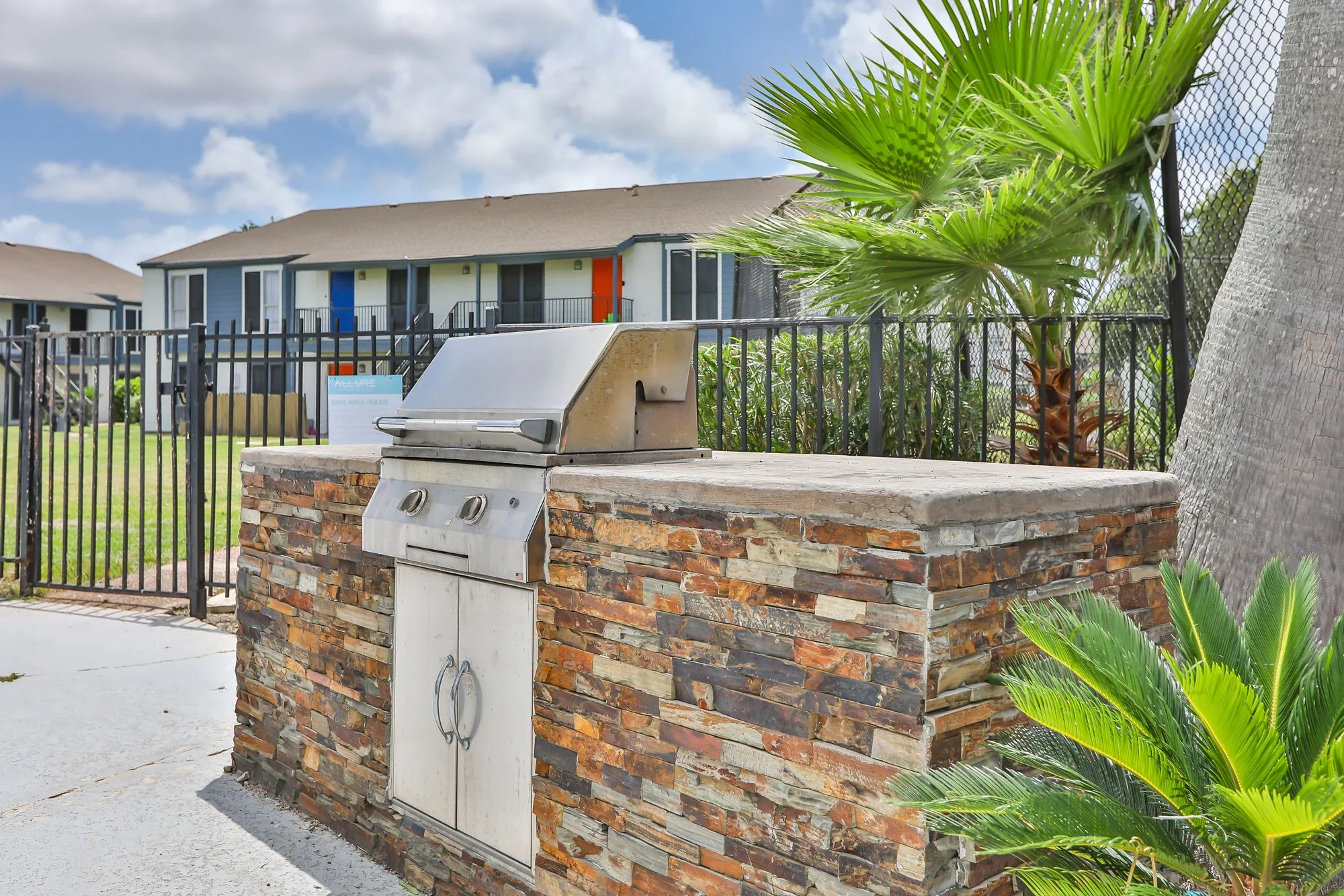 Allure Apartments — Sale in Corpus Christi, TX, photo 3 of 8