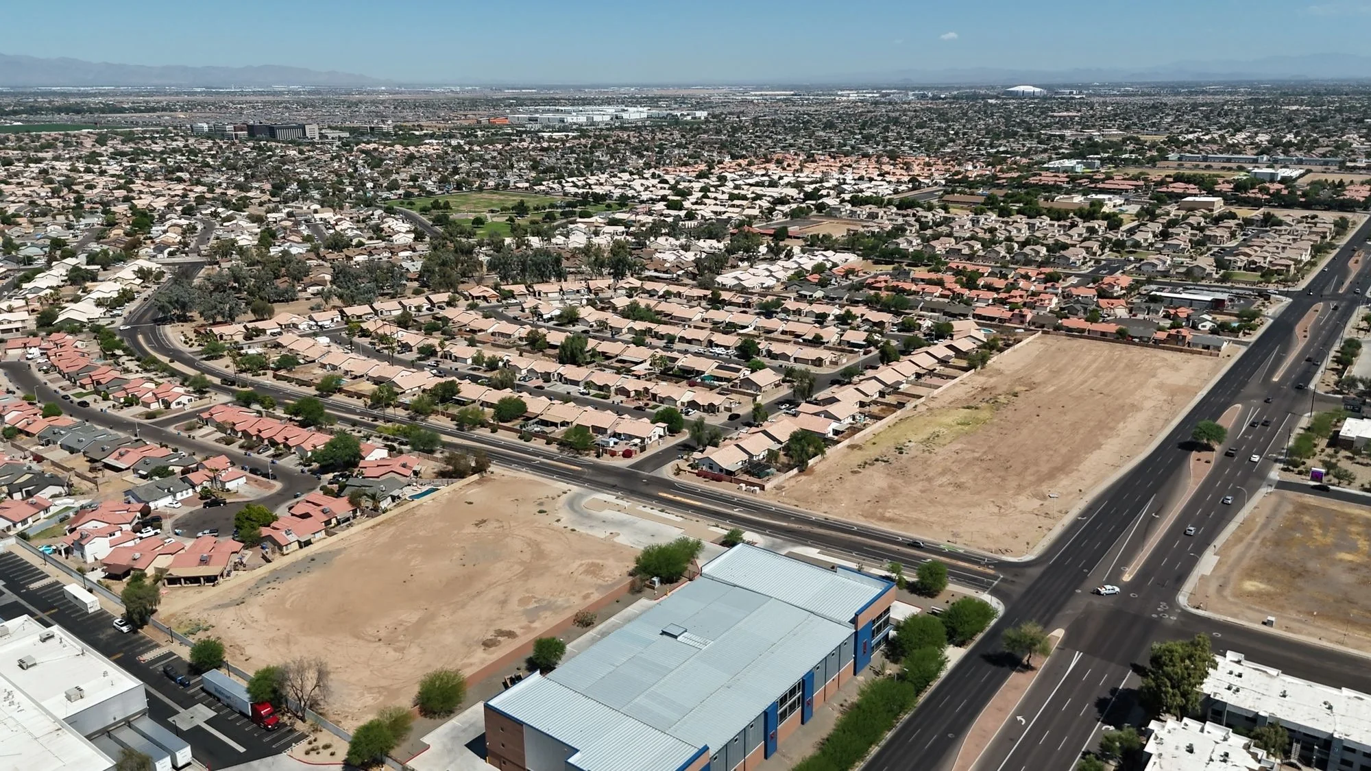 The Wilshire — Sale in Phoenix, AZ, photo 2 of 6